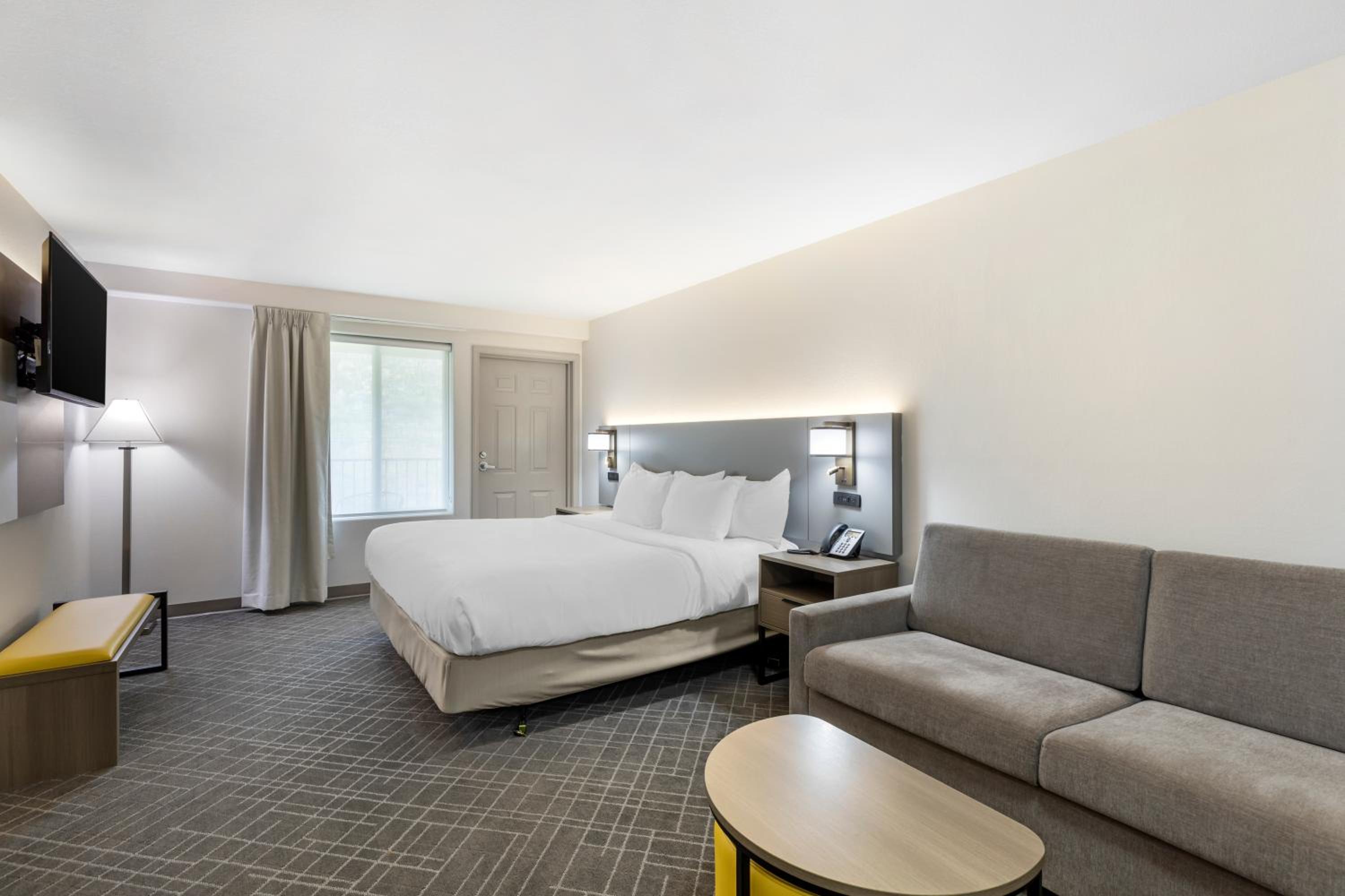 Superior Efficiency Family King Suite - Non-Smoking - Photo 15