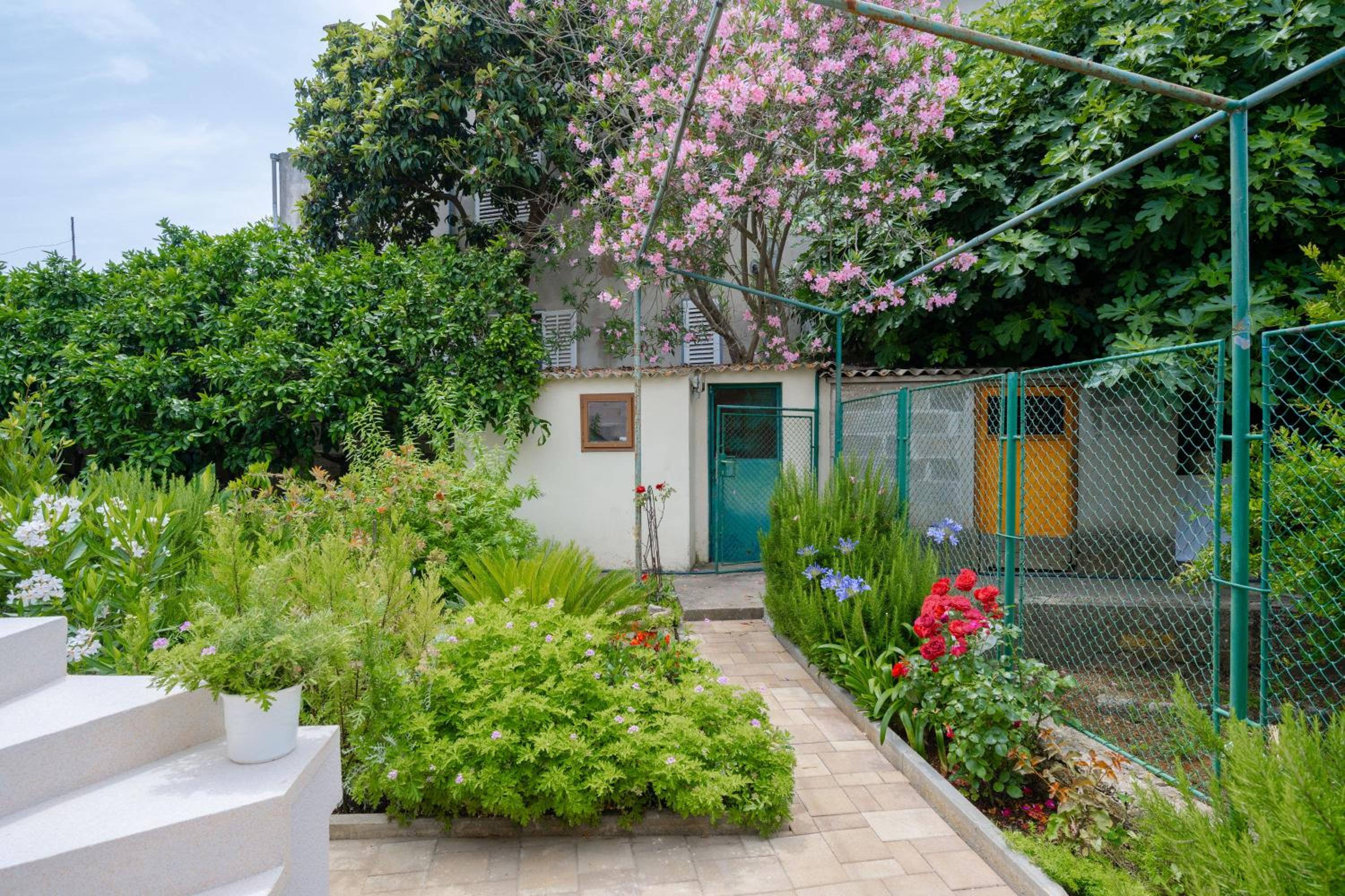 Apartment - Ground Floor - Photo 44