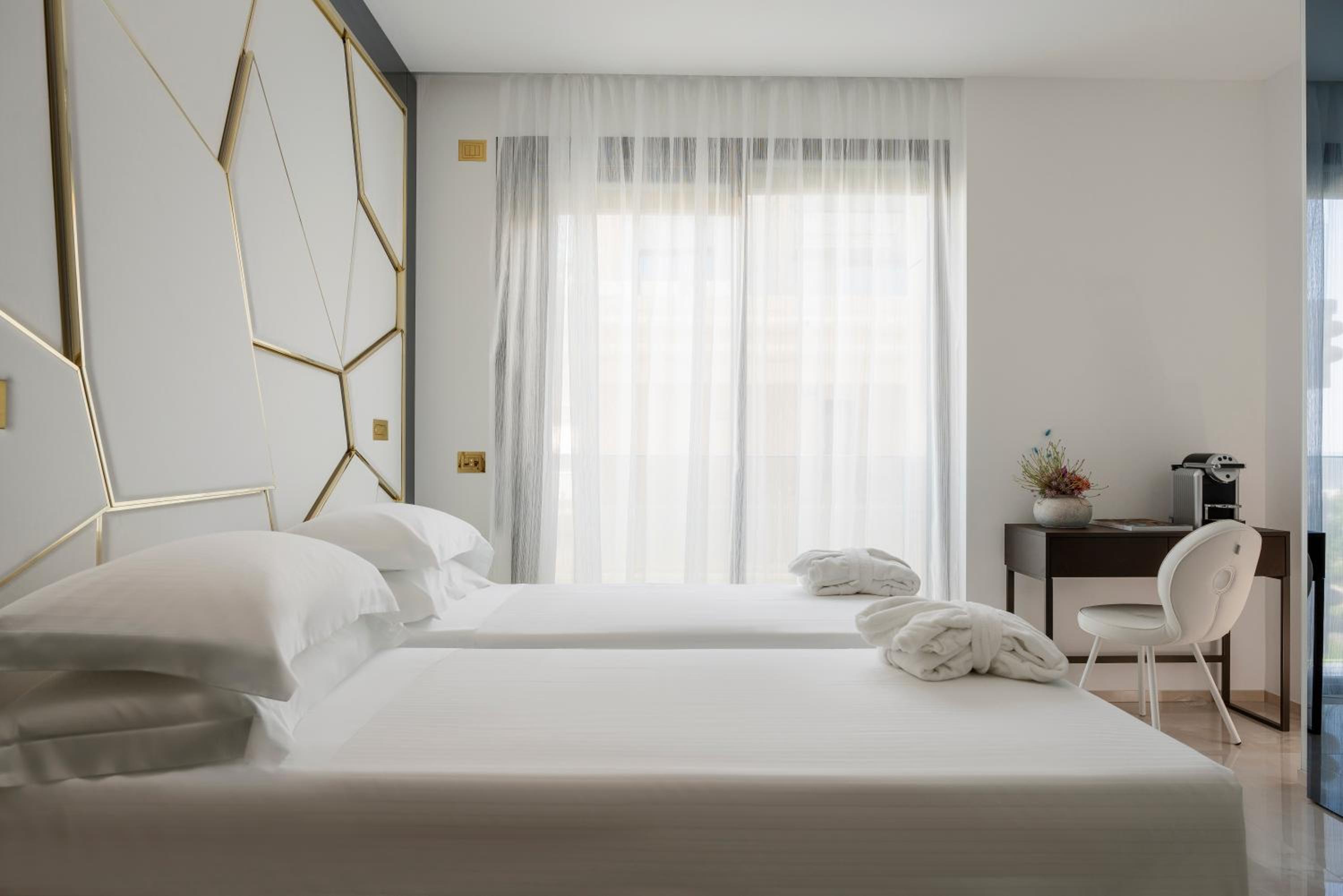 Classic Double Room with side Sea View