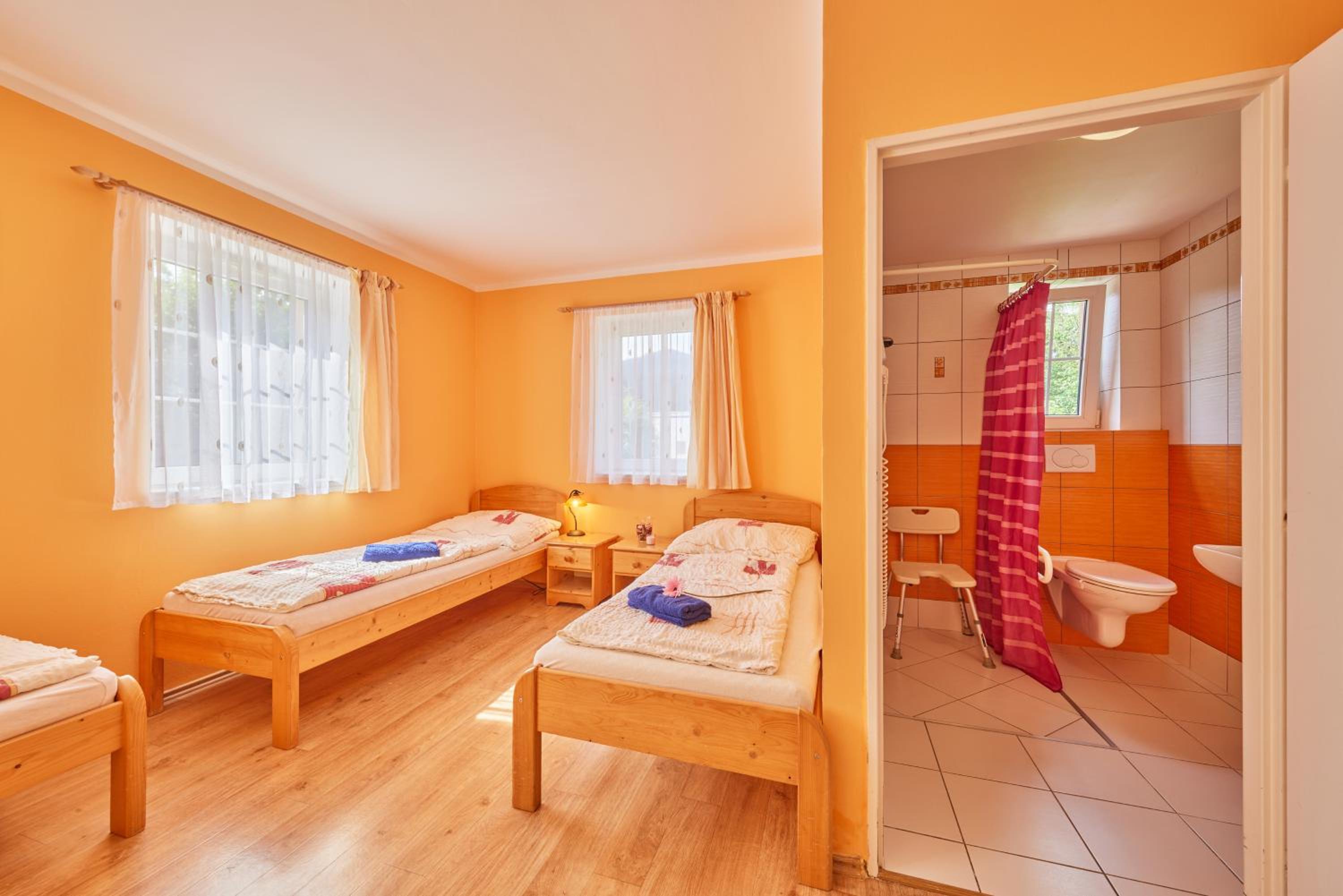 Triple Room - Disability Access photo 2