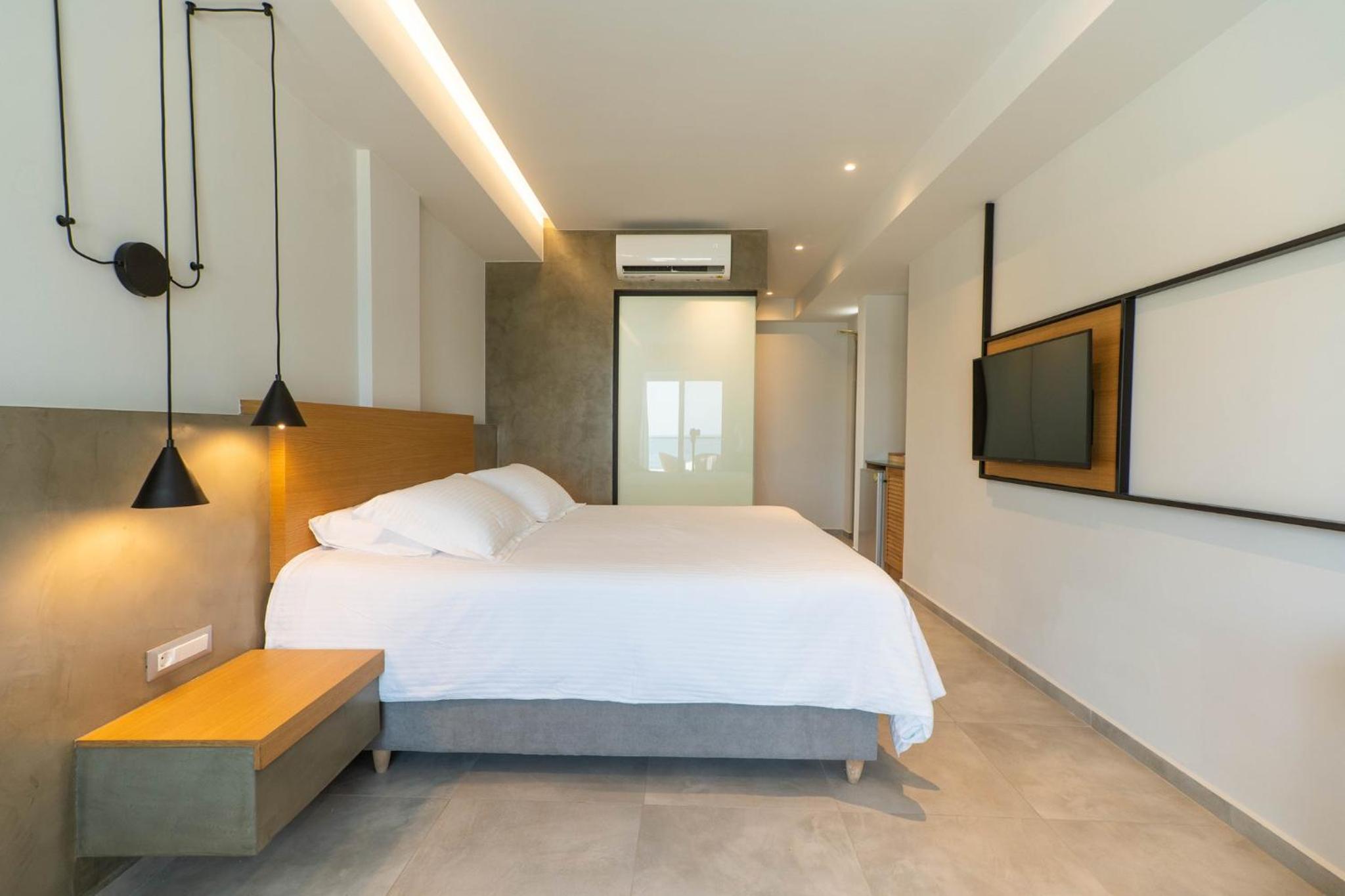 Superior Twin Room with Sea View - Photo 1