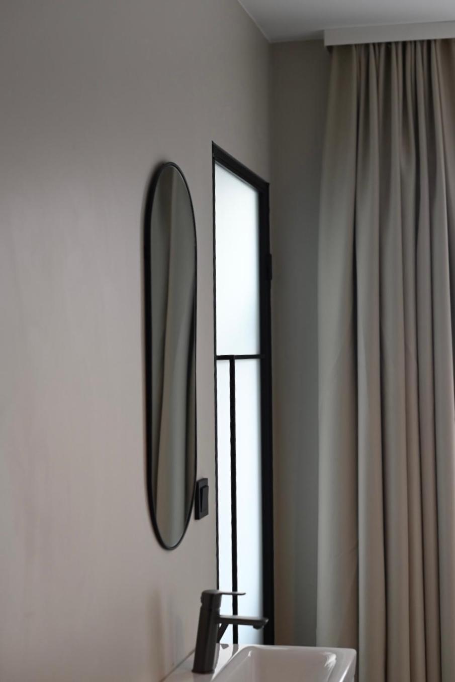 Small Double Room - Photo 10
