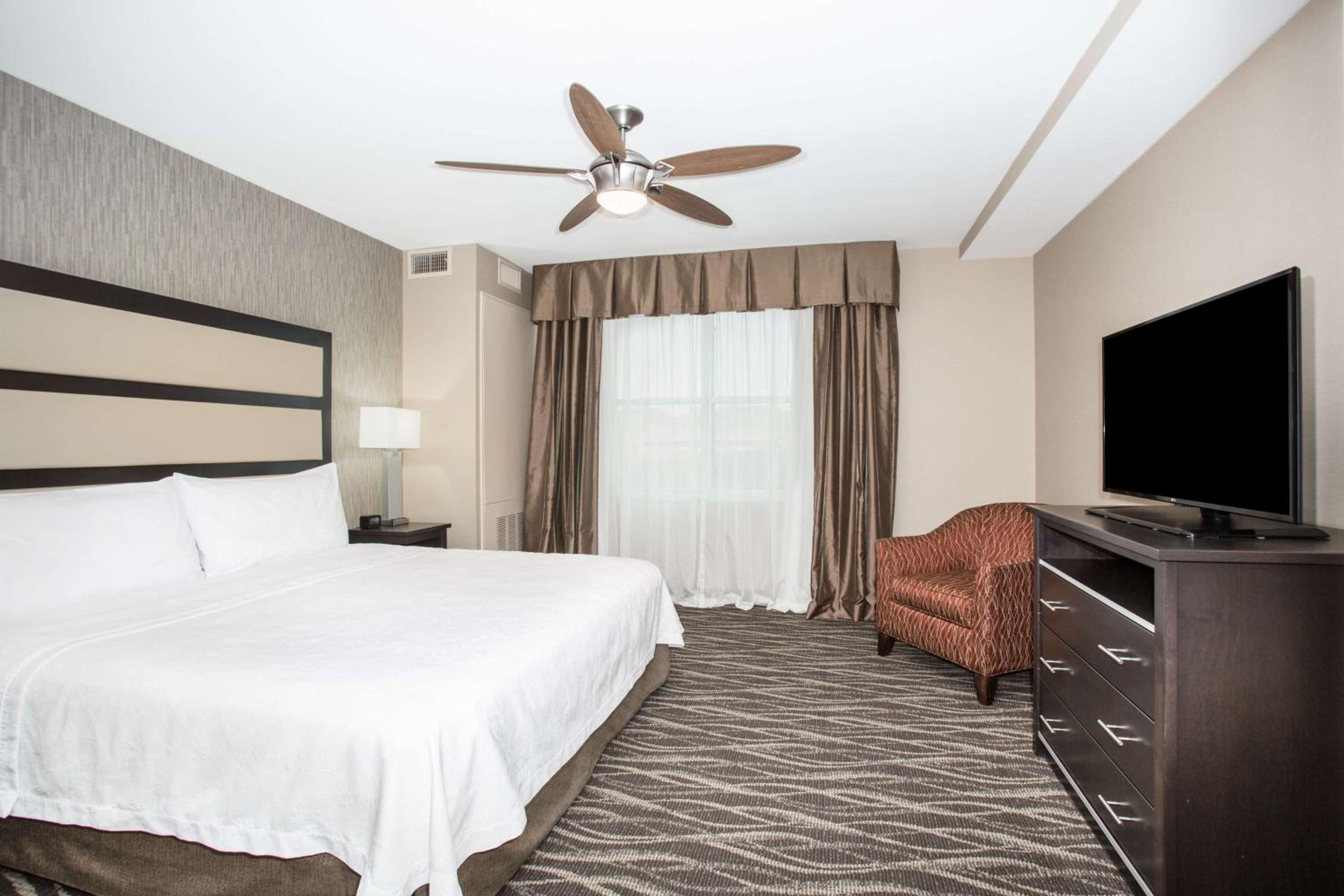 Two-Bedroom King Suite - Non-Smoking - Photo 5