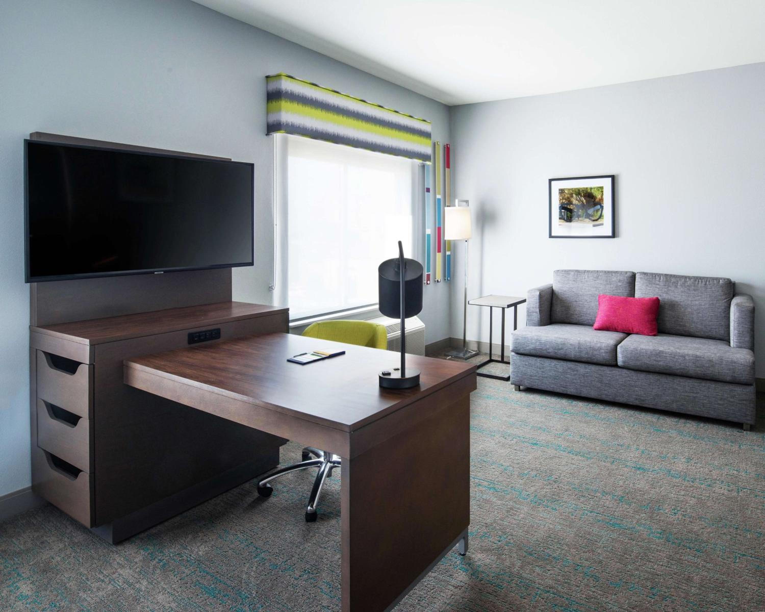 King Studio Suite with Sofa Bed - Non-Smoking - Photo 1