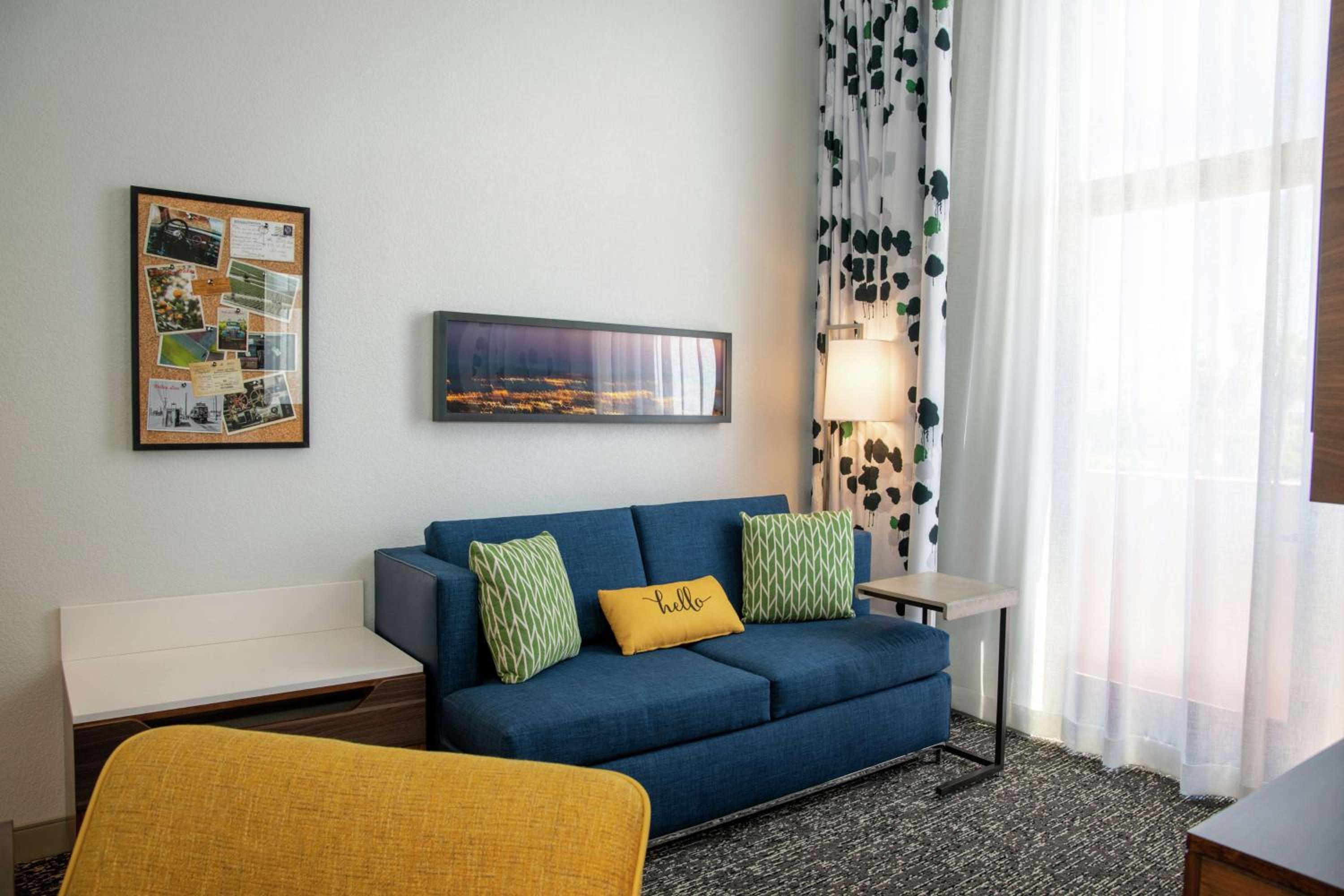 King Studio Suite - Mobility Access/Non-Smoking - Photo 4