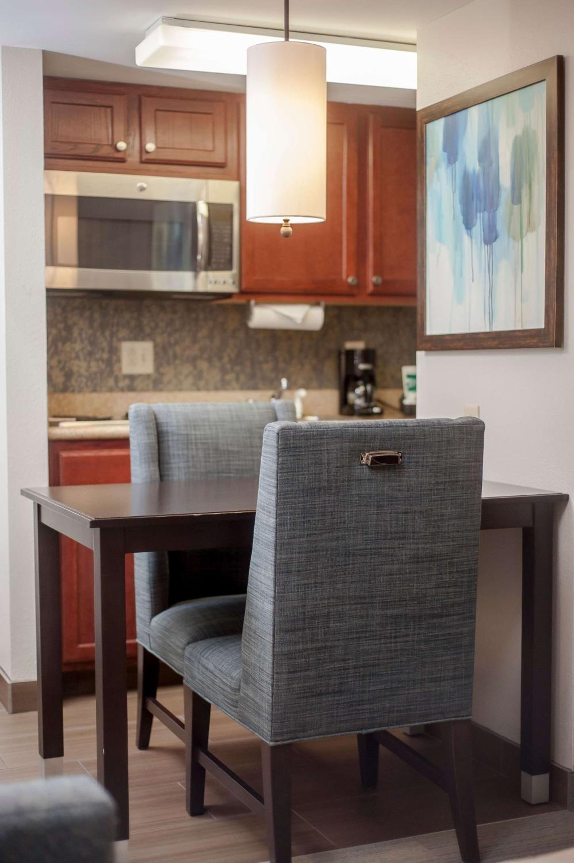 King Suite - Mobility Access/Non-Smoking - Photo 1