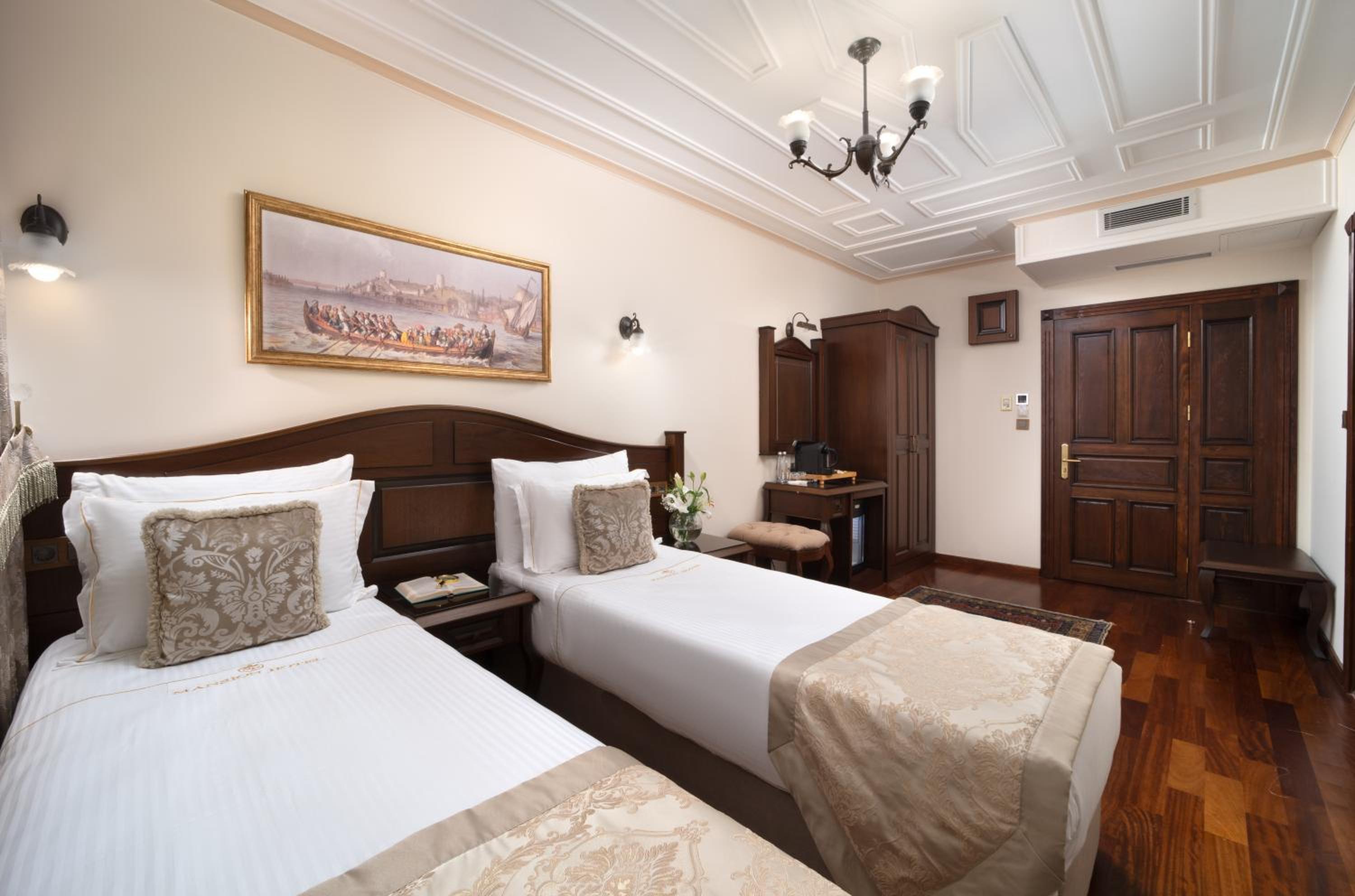 Superior Double Room photo 1