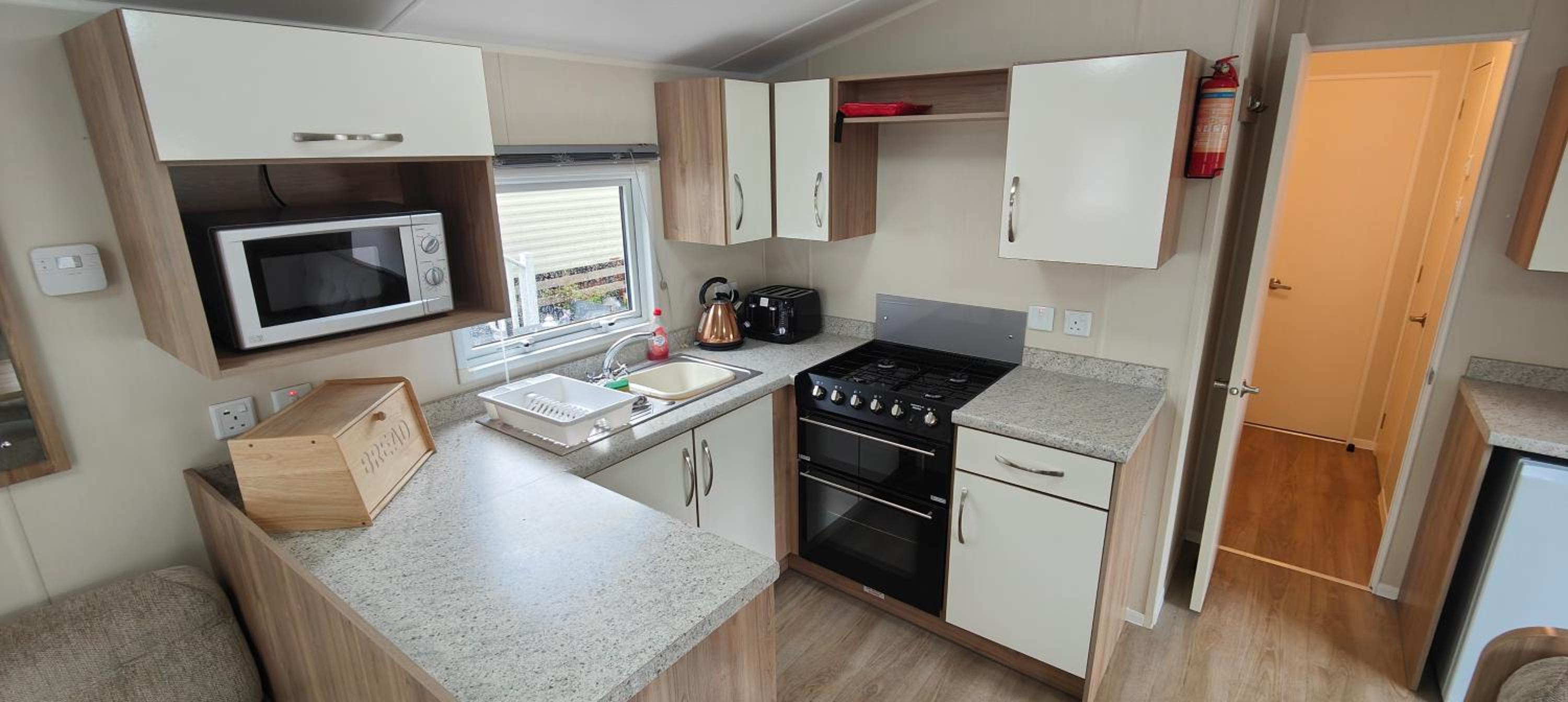 Woodland Elm Pet Friendly - Photo 6
