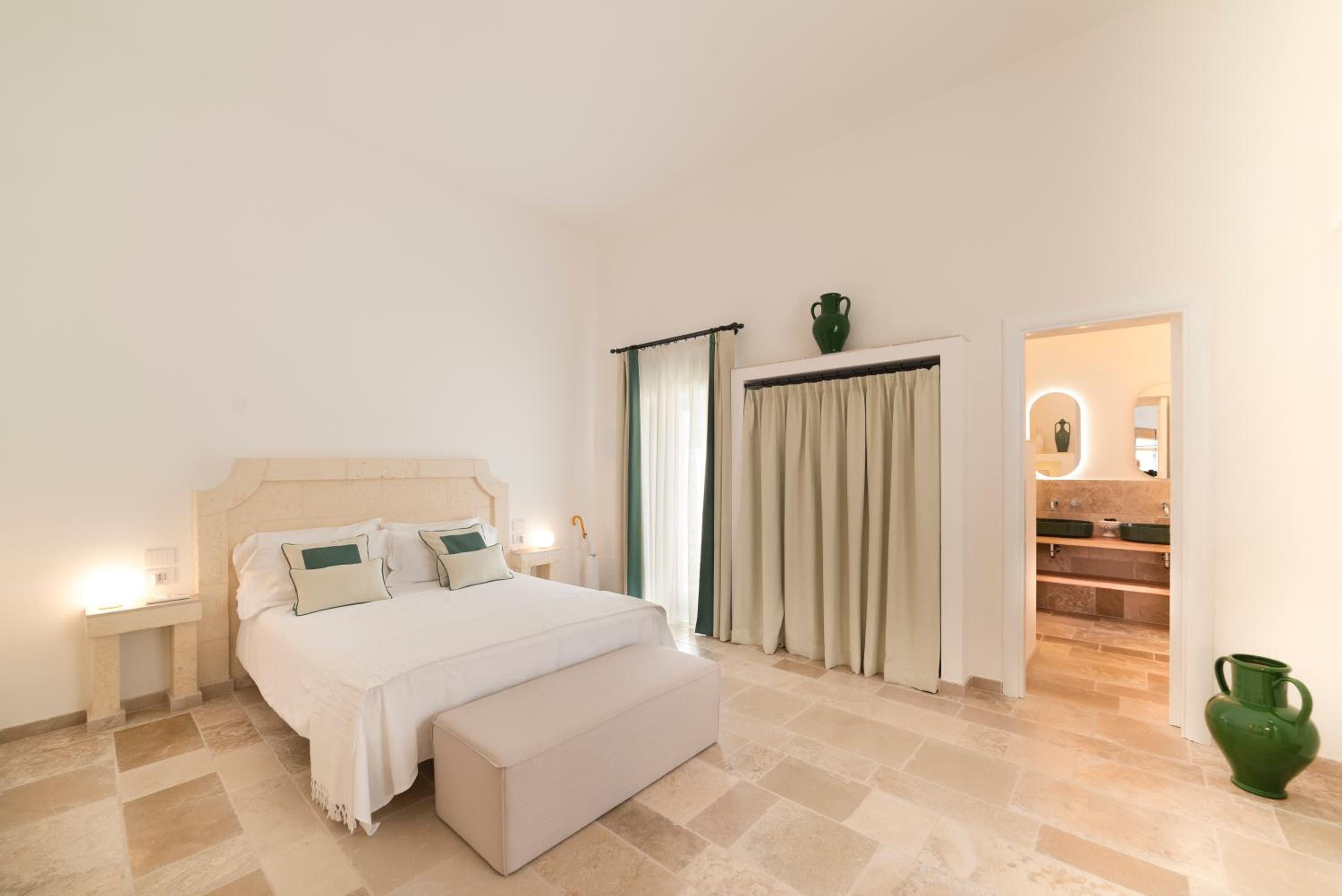 Deluxe Double Room photo 1