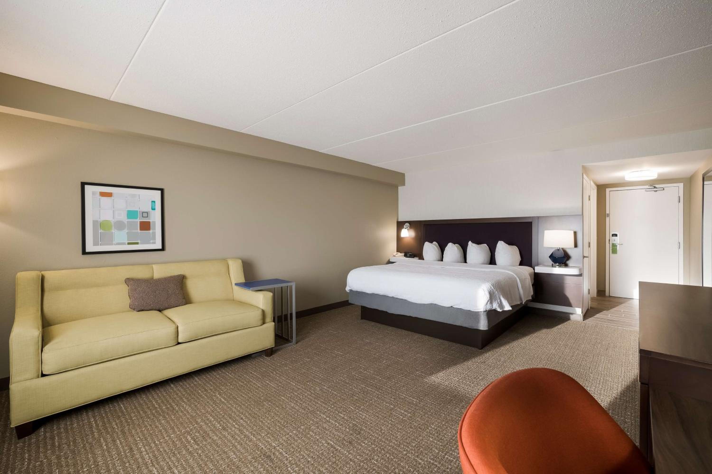 King Room- Hearing Access- Non-Smoking - Photo 2