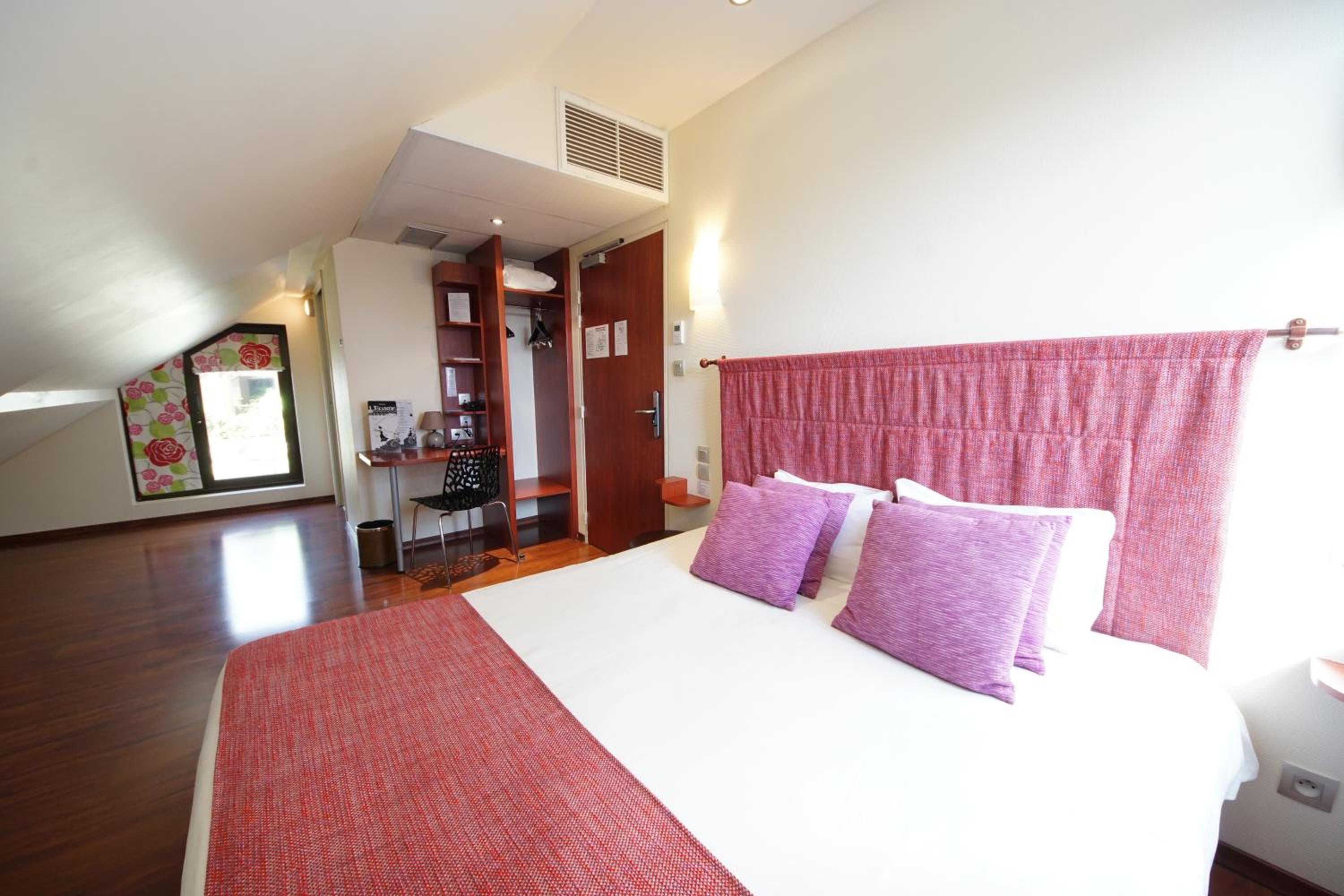 Comfort Double Room - Photo 8