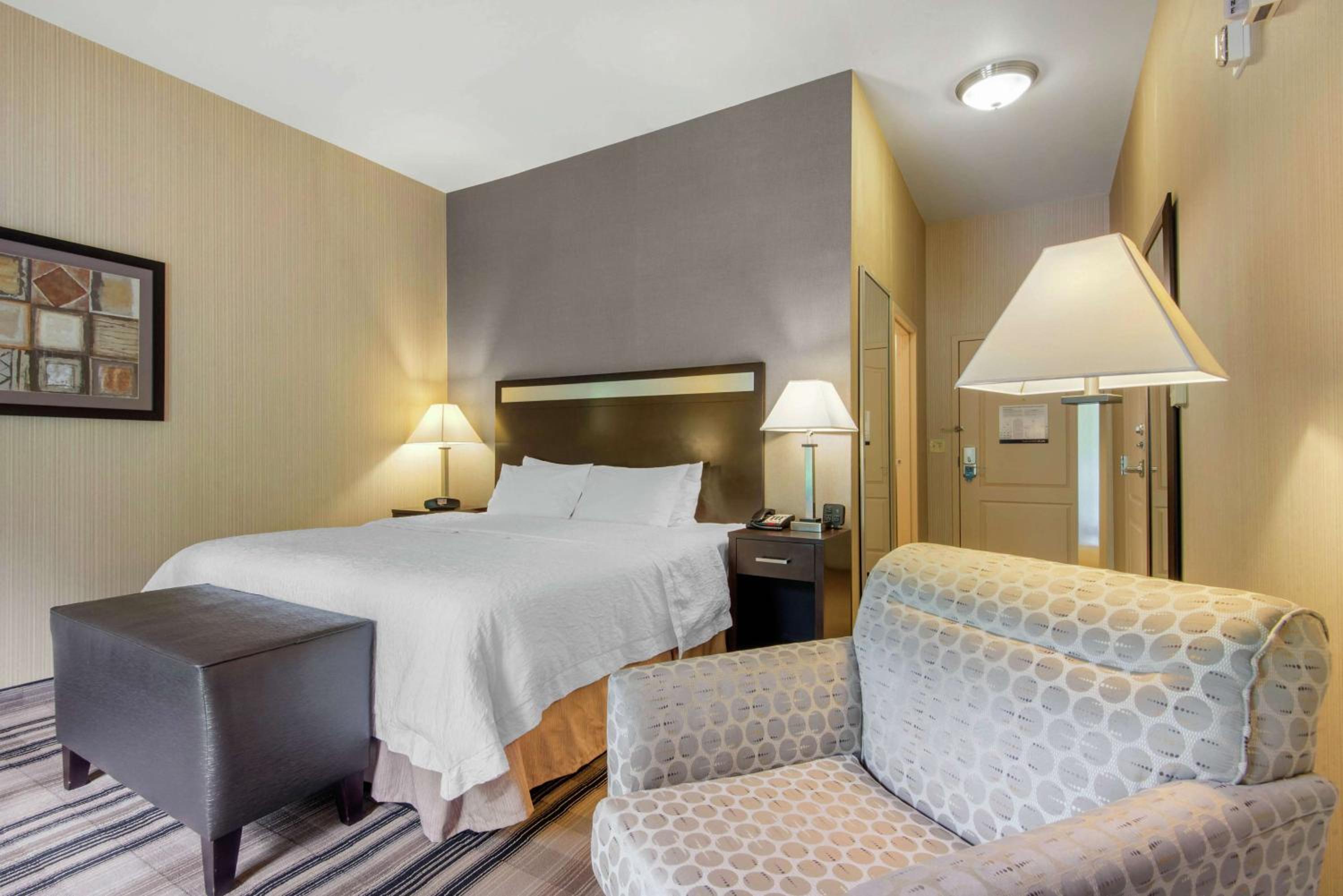 King Room - Hearing Access/Non-Smoking - Photo 1