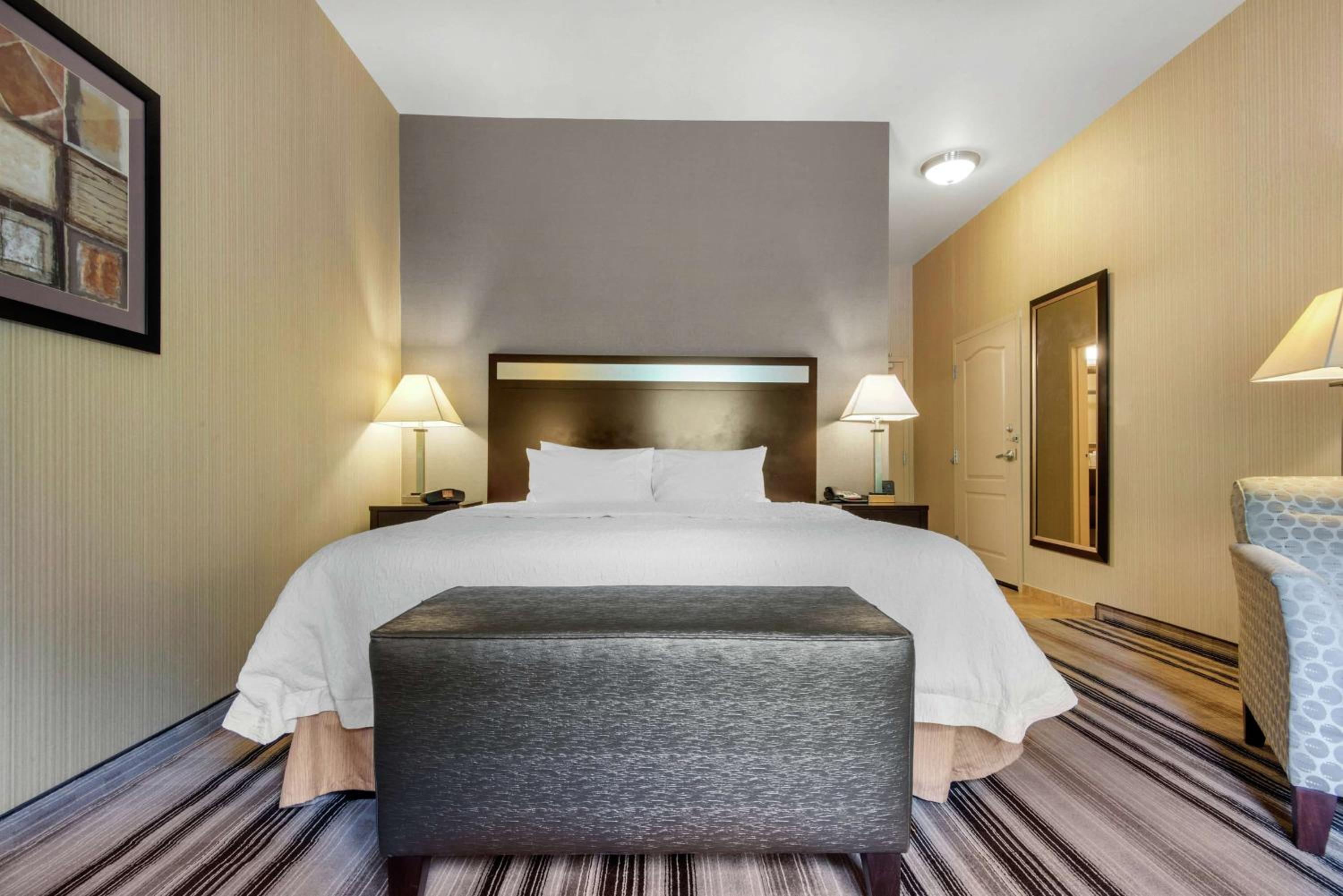 King Room - Hearing Access/Non-Smoking - Photo 3