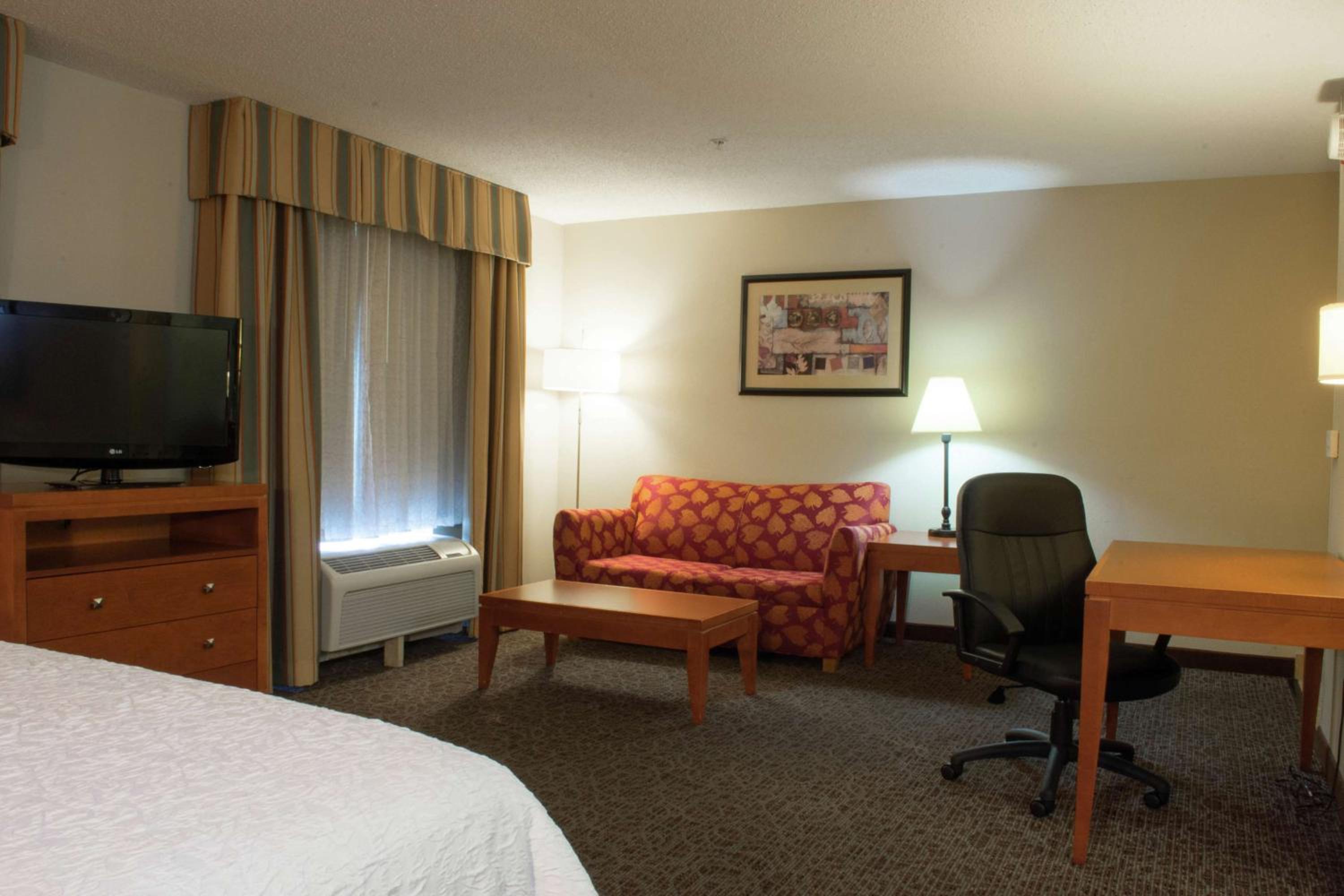 King Studio Suite - Non-Smoking - Photo 1
