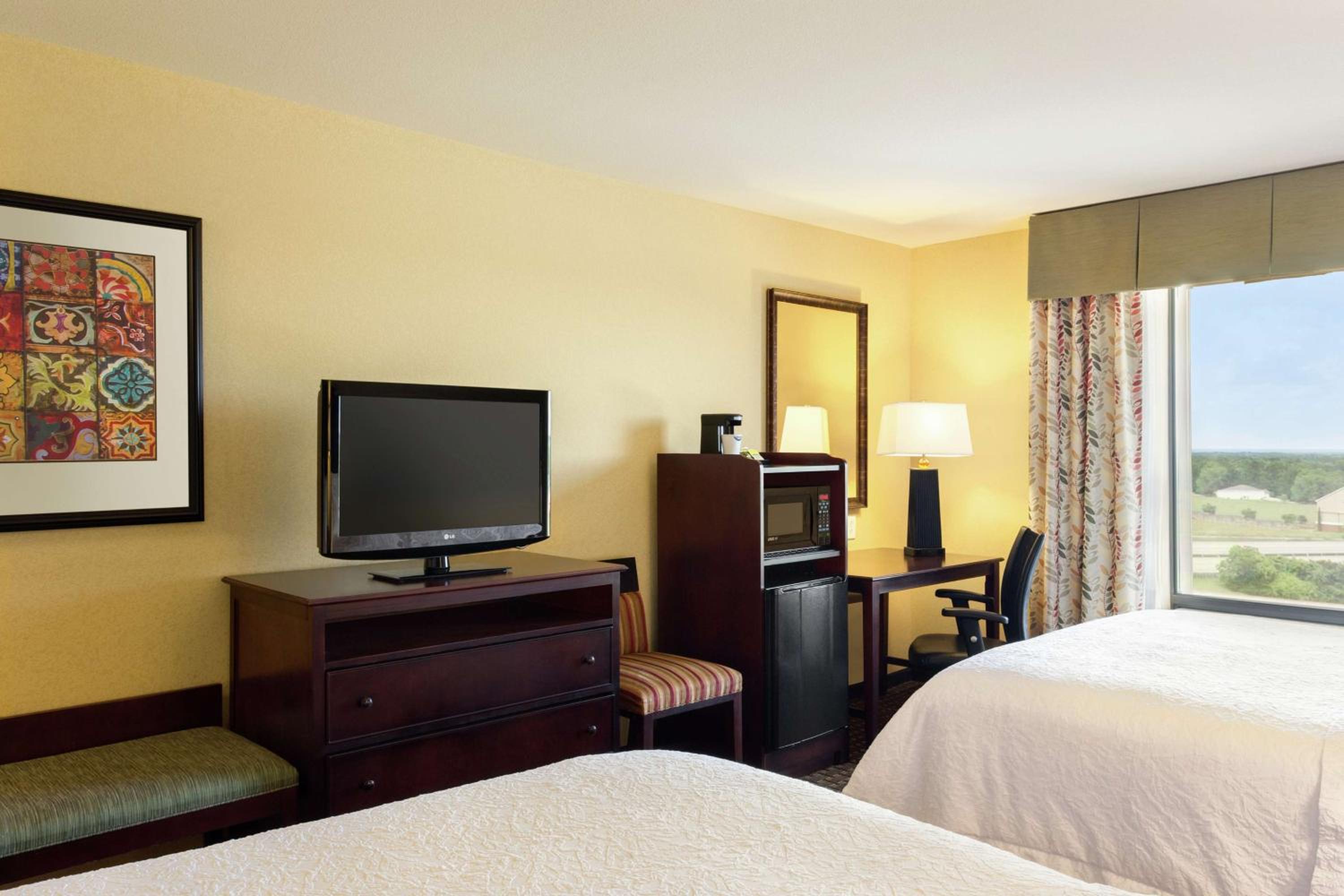 Room with Two Queen Beds - Non-Smoking