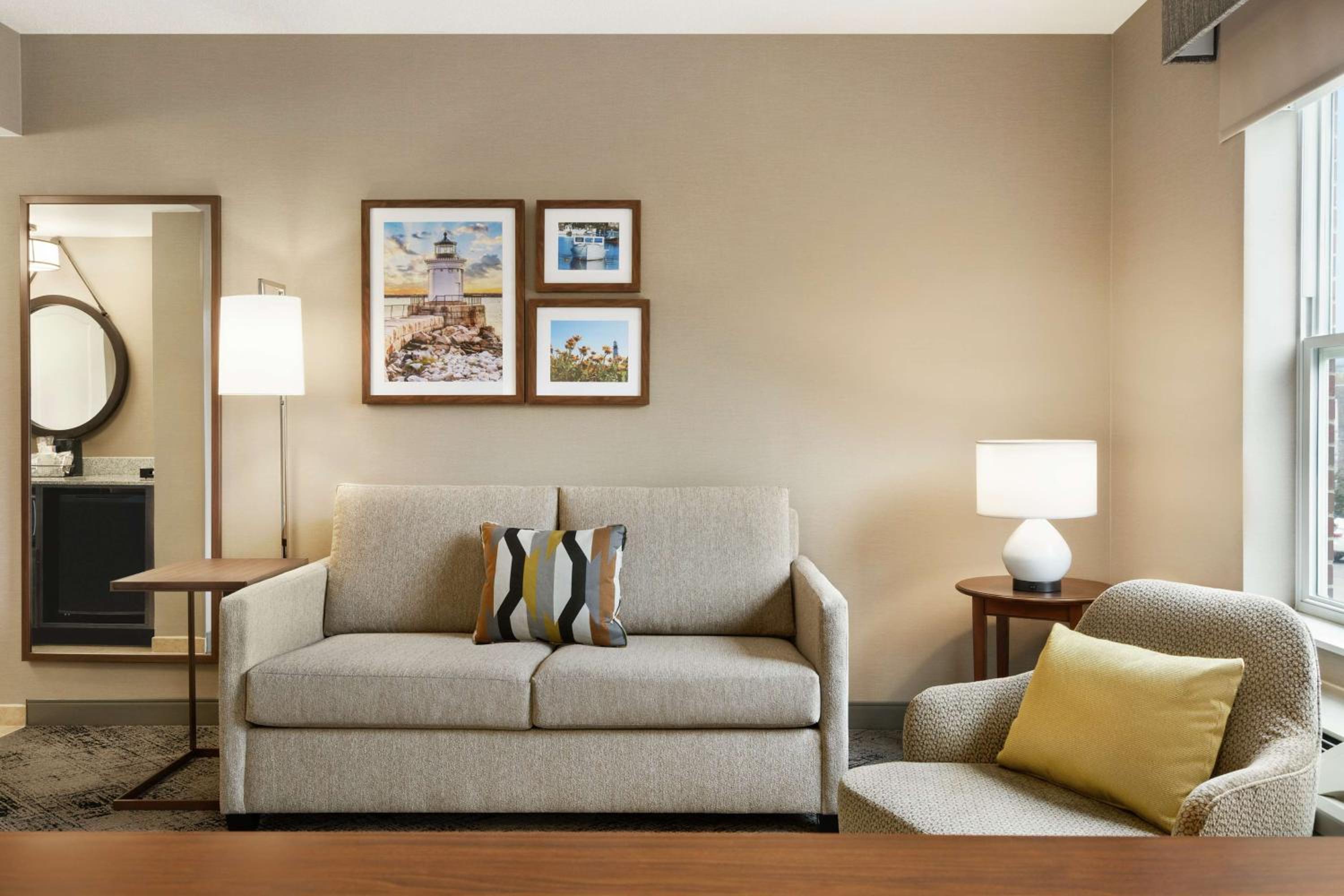 King Studio Suite - Photo 2