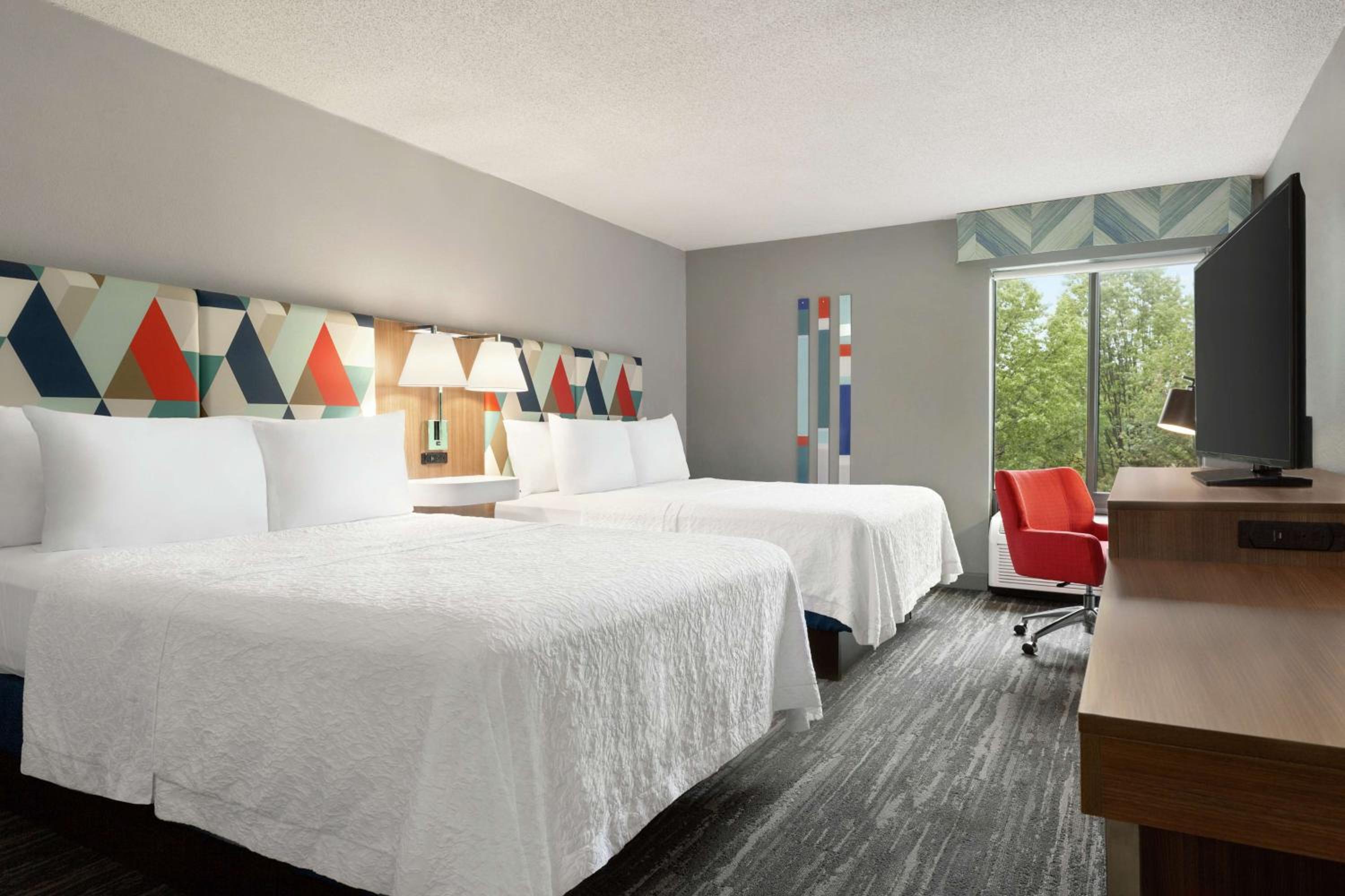 Room with Two Queen Beds - Non-Smoking