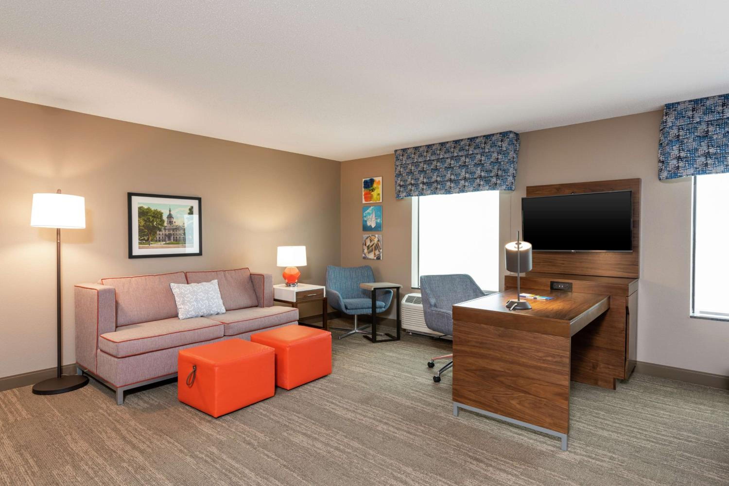 2 Queen Beds Suite with Sofa Bed - Non-Smoking - Photo 5