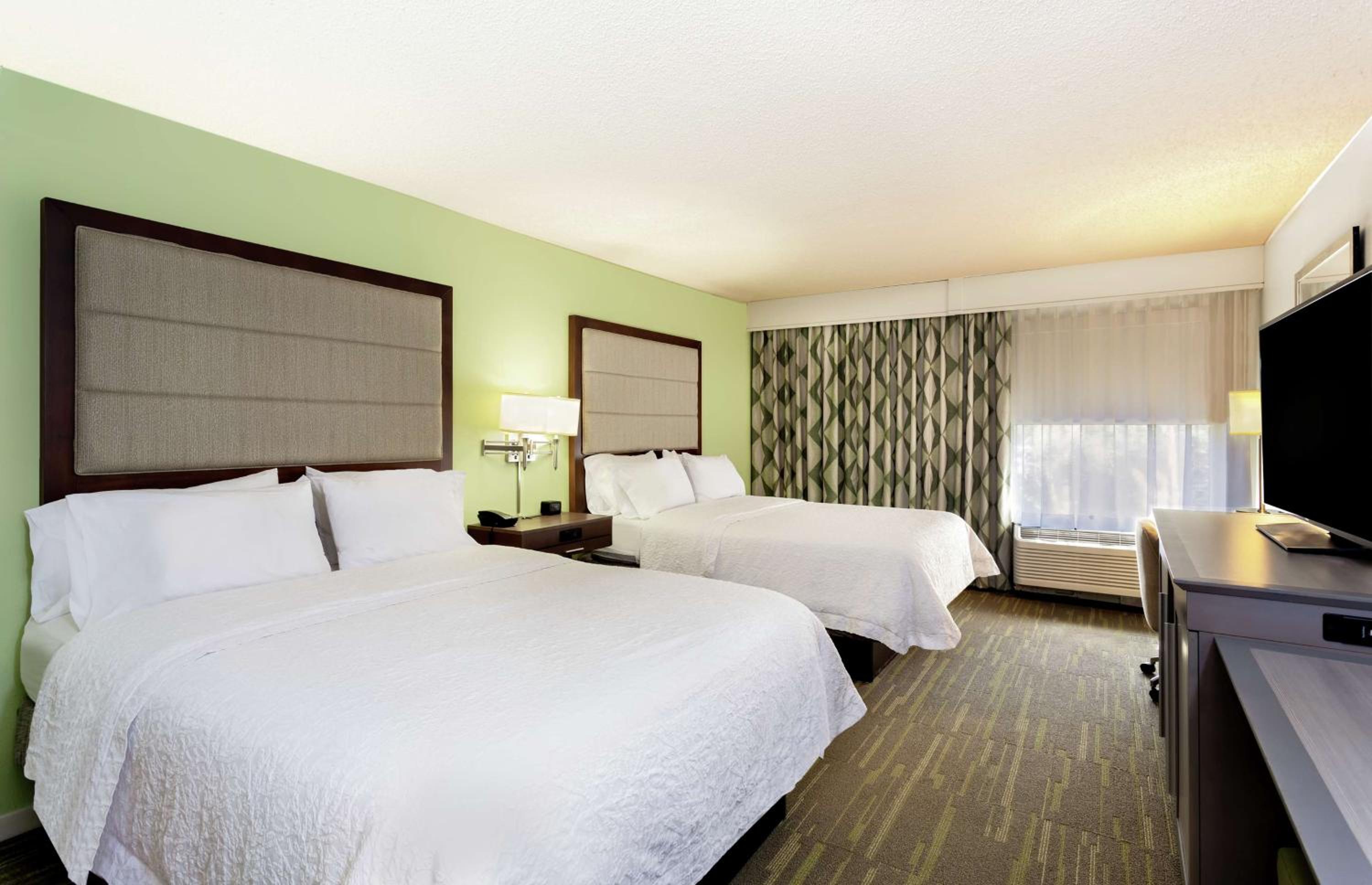 Queen Room with Two Queen Beds - Hearing Access/Non-Smoking - Photo 1