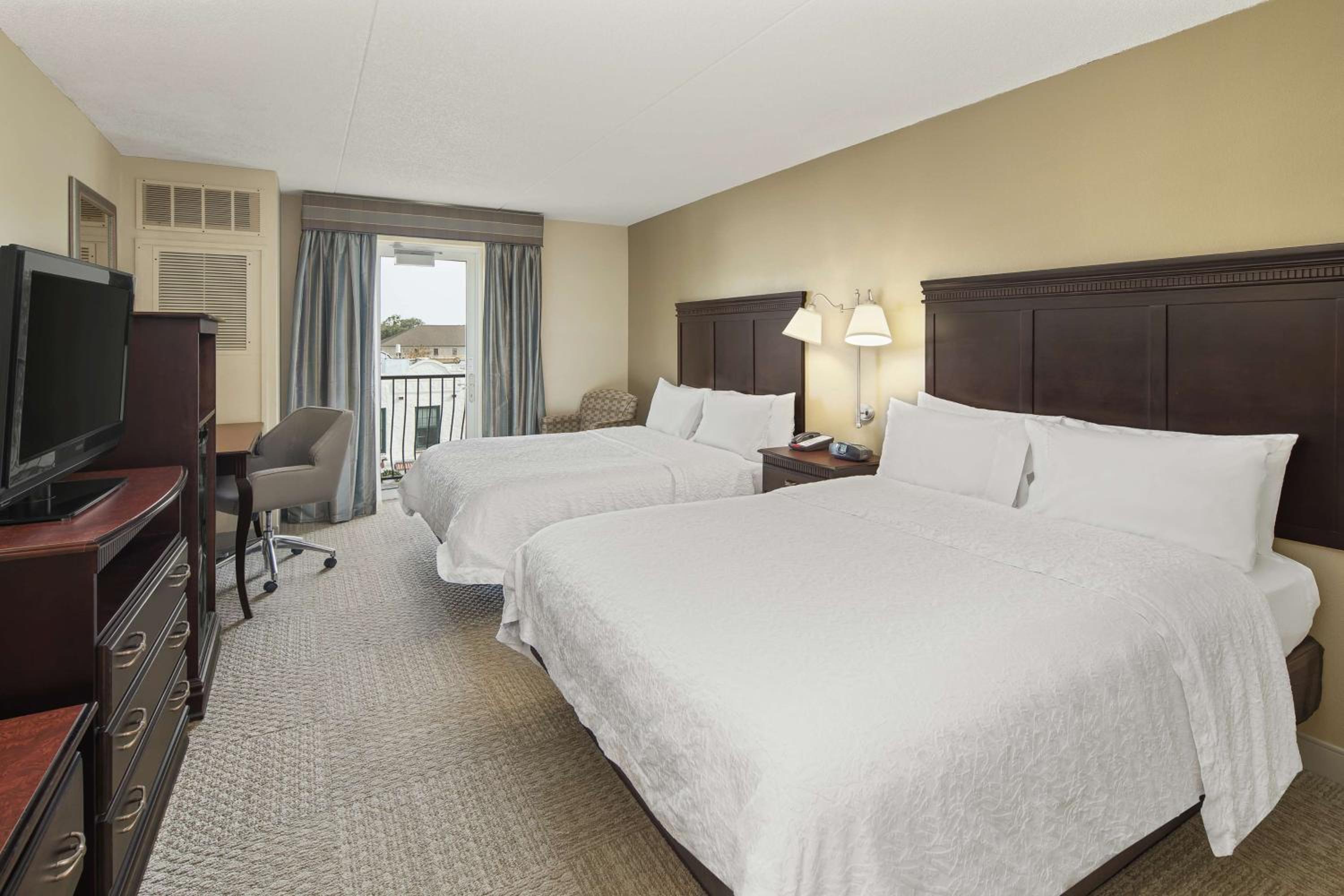 Queen Room with Two Queen Beds and Balcony - Fourth Floor/Non-Smoking