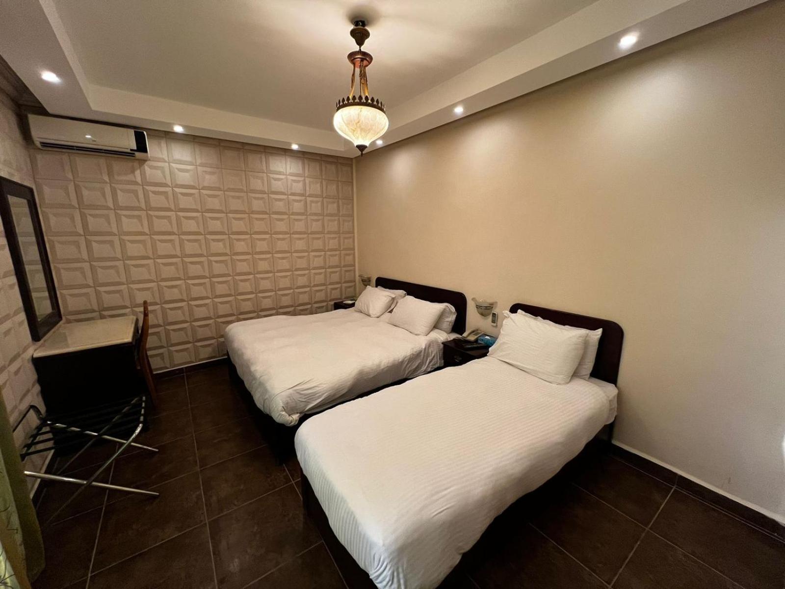 Triple Room - Photo 2