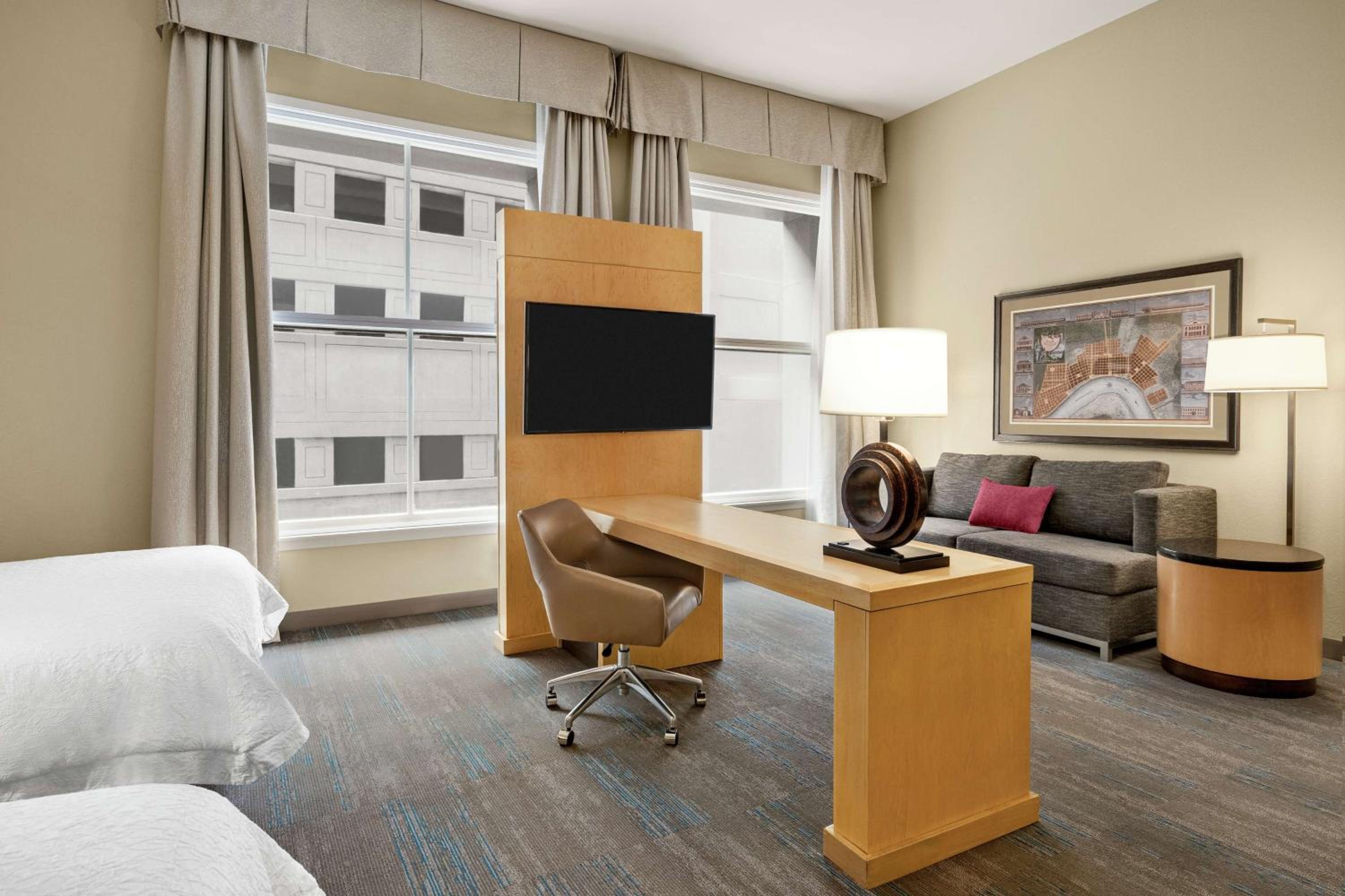 Queen Room with Two Queen Beds and Accessible Tub - Mobility Access - Photo 1