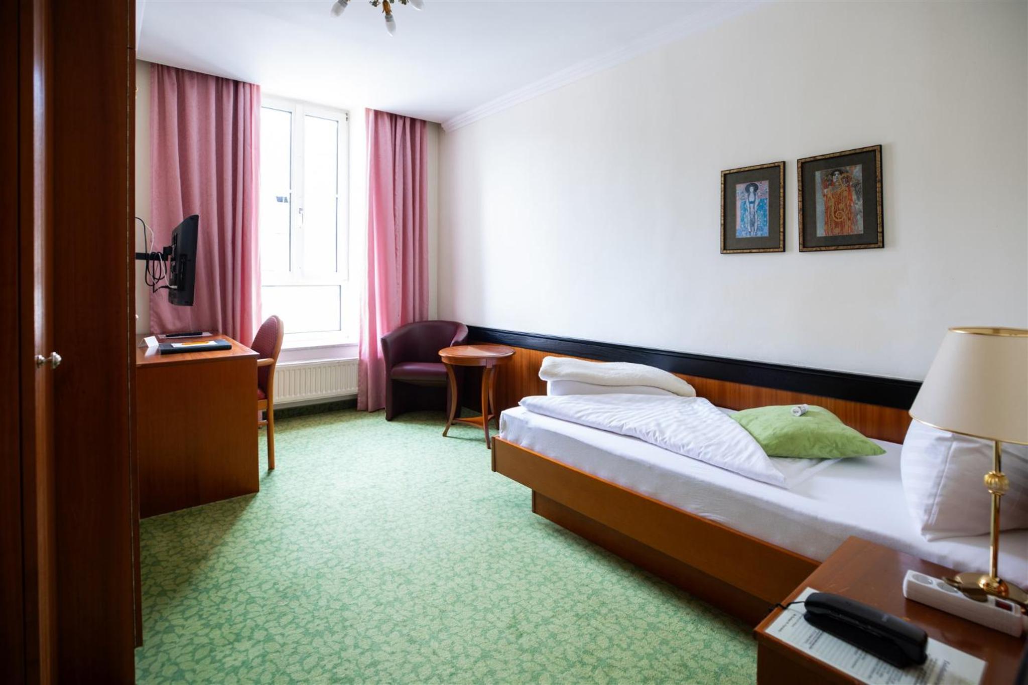 Economy Single Room photo 1