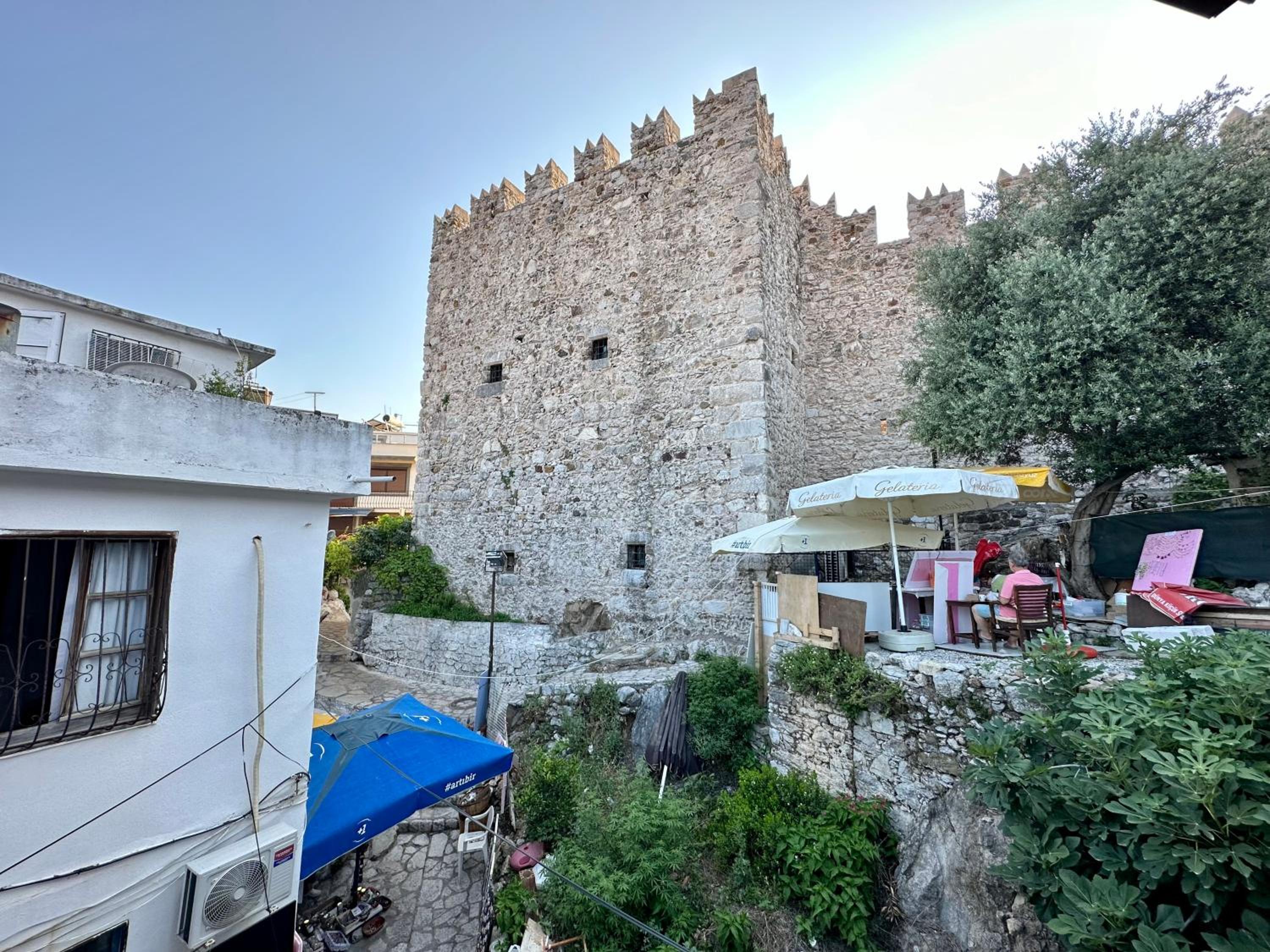 Deluxe Double Room with Castle View - Photo 35