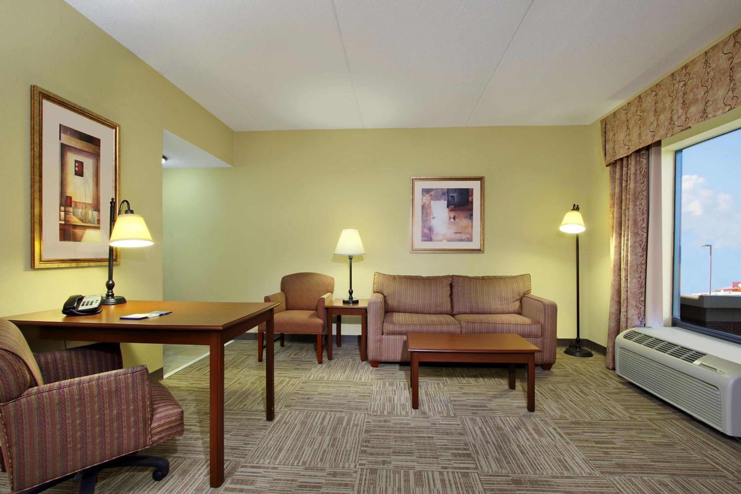 King Studio Suite with Sofa Bed - Non-Smoking - Photo 1