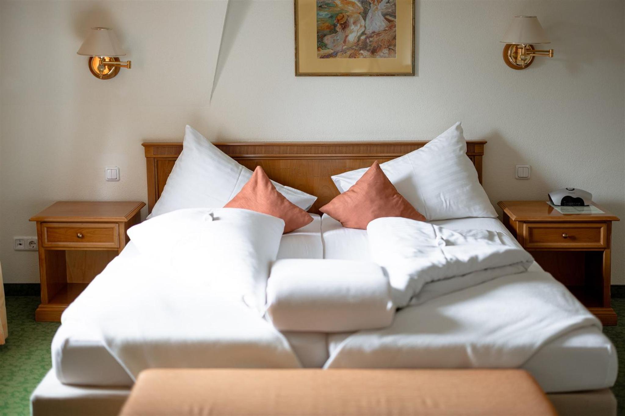 Economy Double Room photo 3