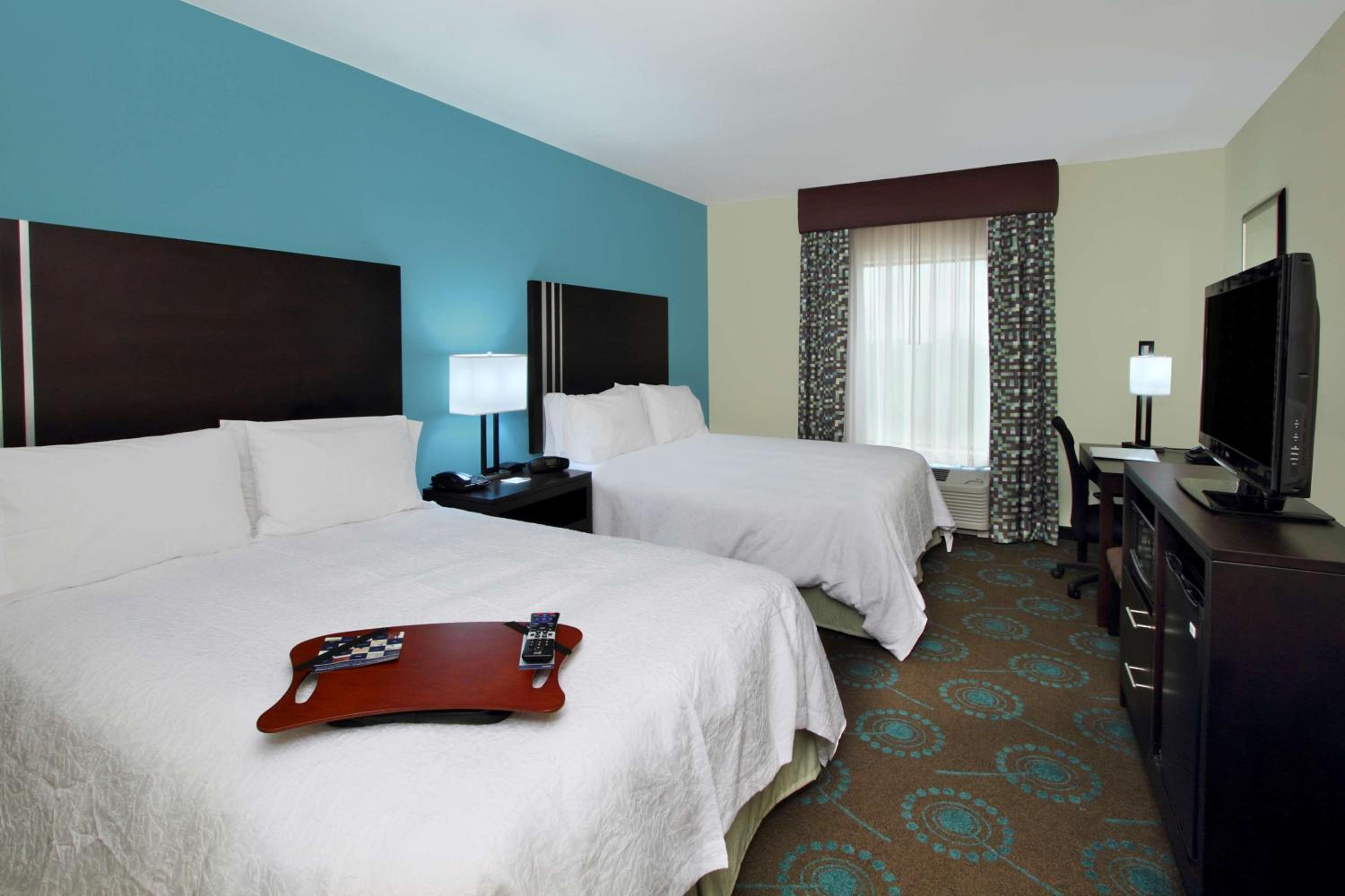 Room with Two Queen Beds - Non-Smoking