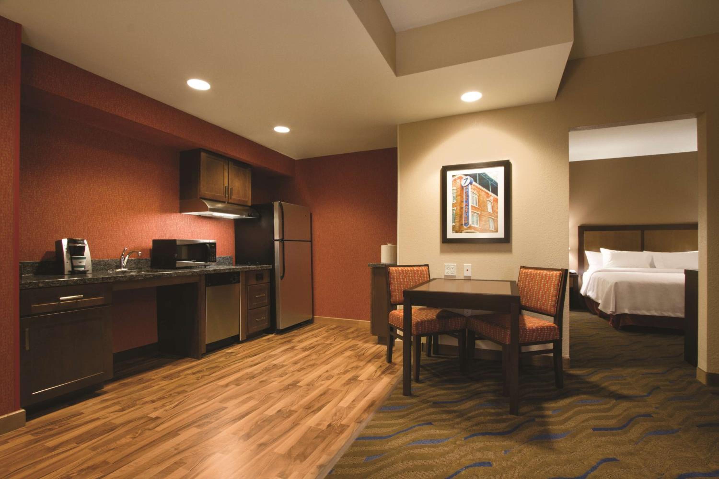 Two-Bedroom Suite - Non-Smoking