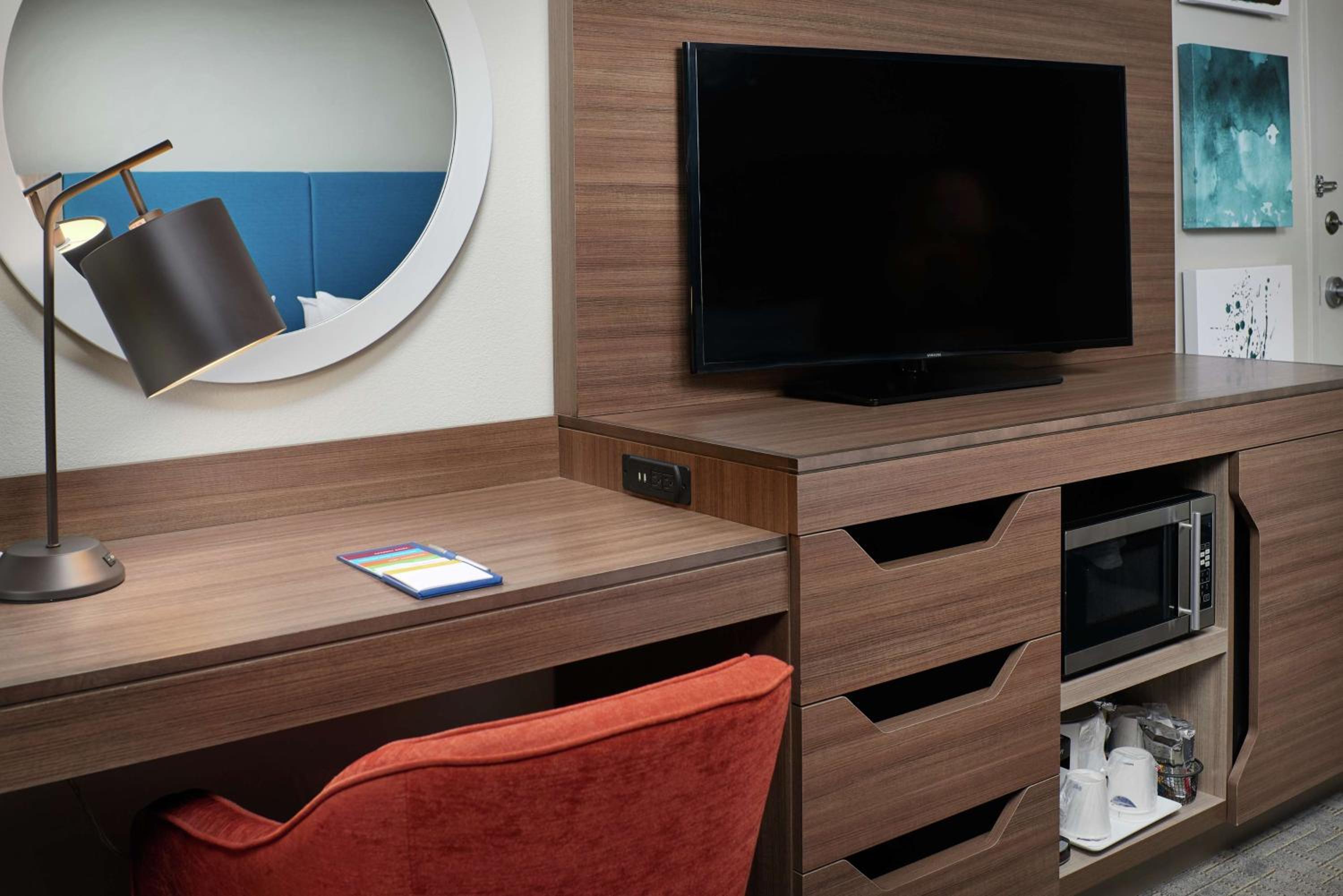 King Room - Mobility Access/Non-Smoking - Photo 5