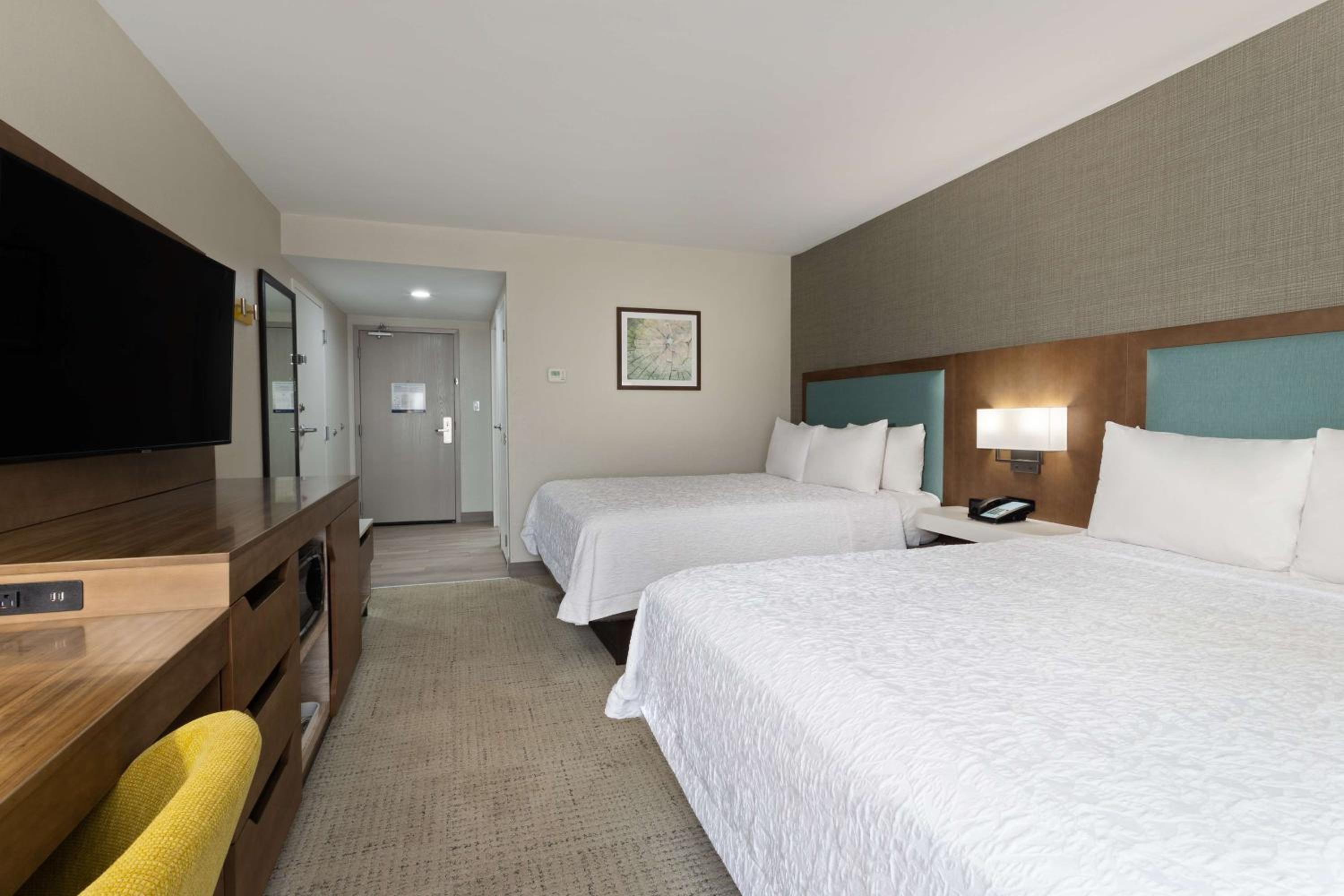Double Room with Two Double Beds - Non-Smoking - Photo 1