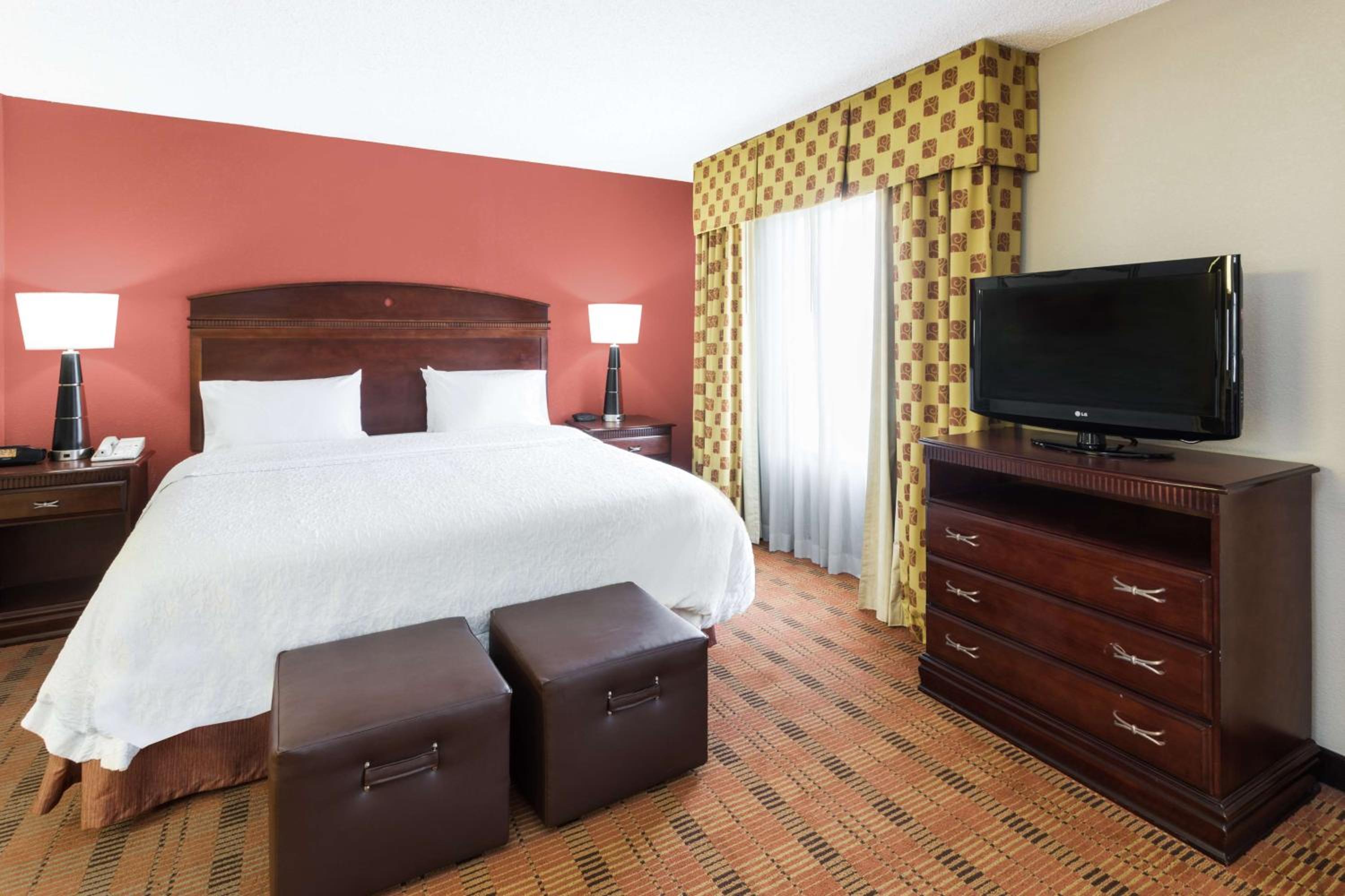 King Studio Suite - Non-Smoking - Photo 1