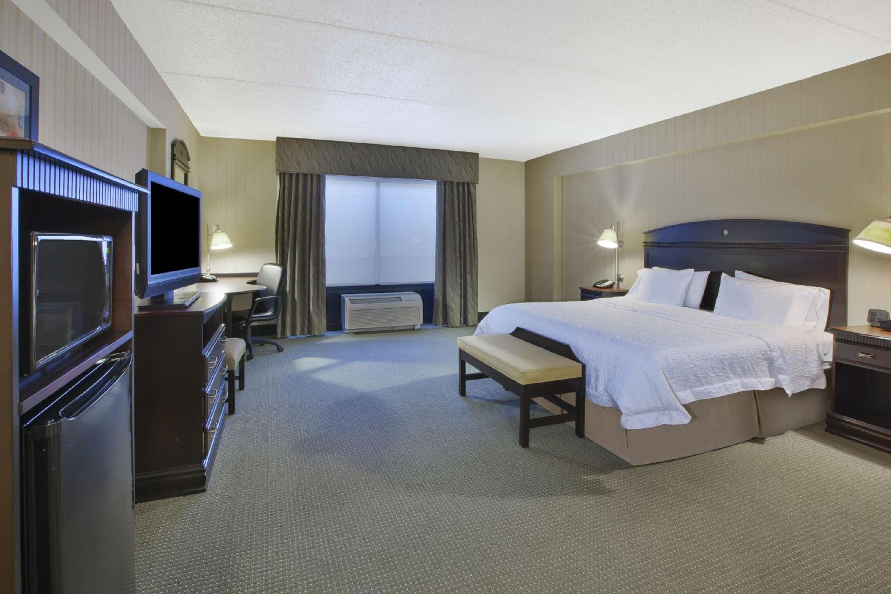 Queen Room with Two Queen Beds - Mobility and Hearing Access/Non-Smoking - Photo 1