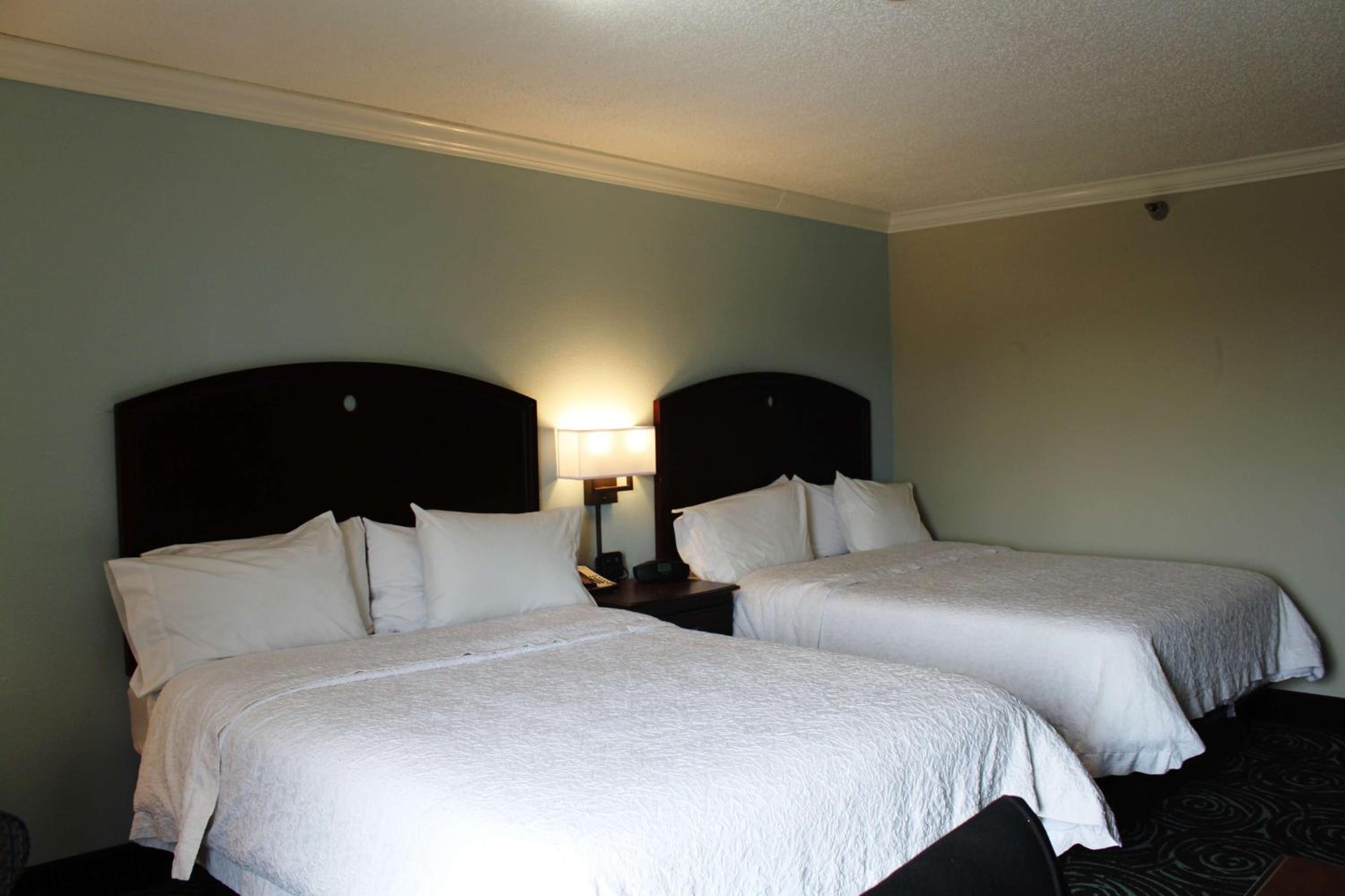 Double Room With Two Double Beds - Non-Smoking photo 1