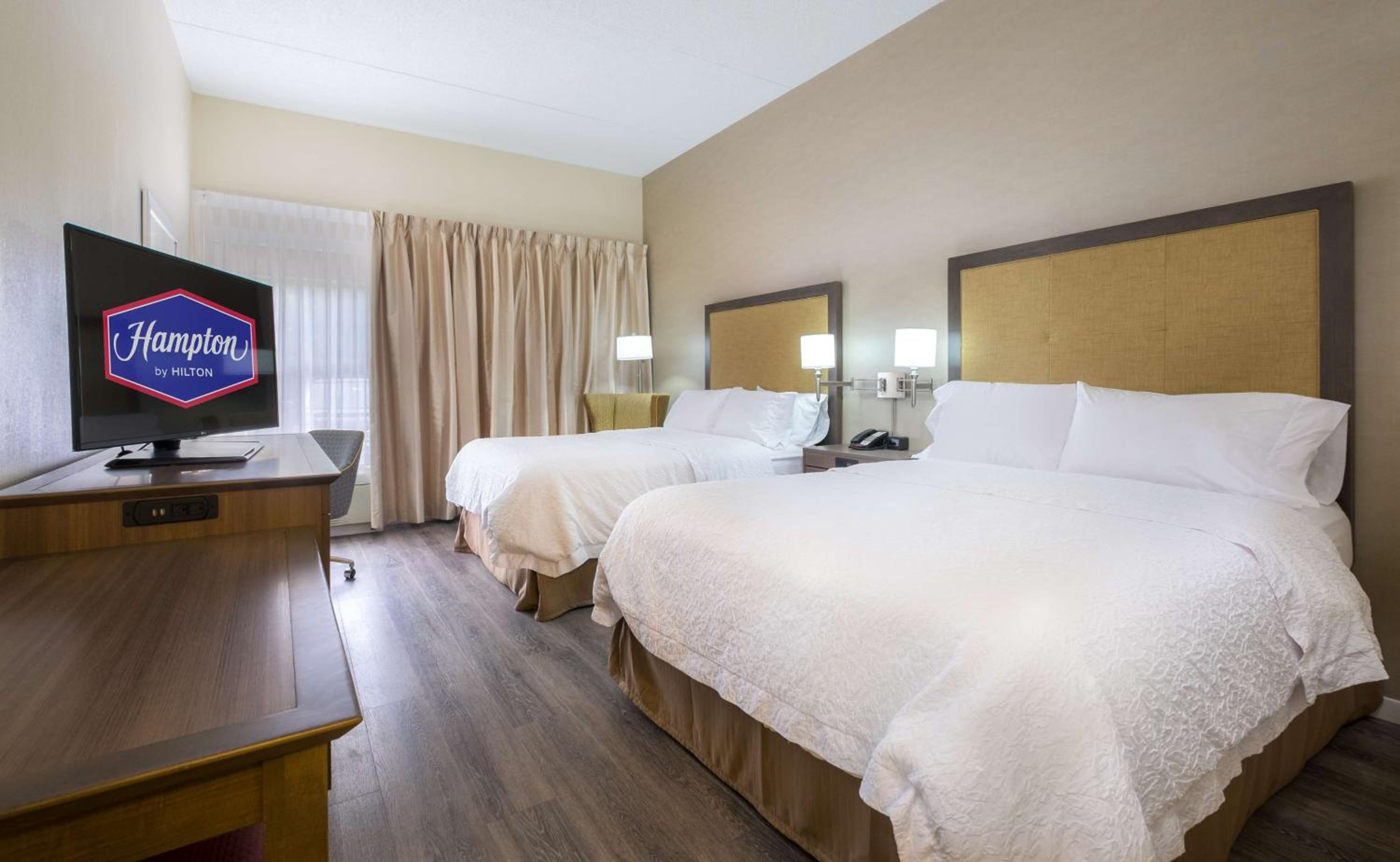 Room with Two Queen Beds - Non-Smoking - Photo 1