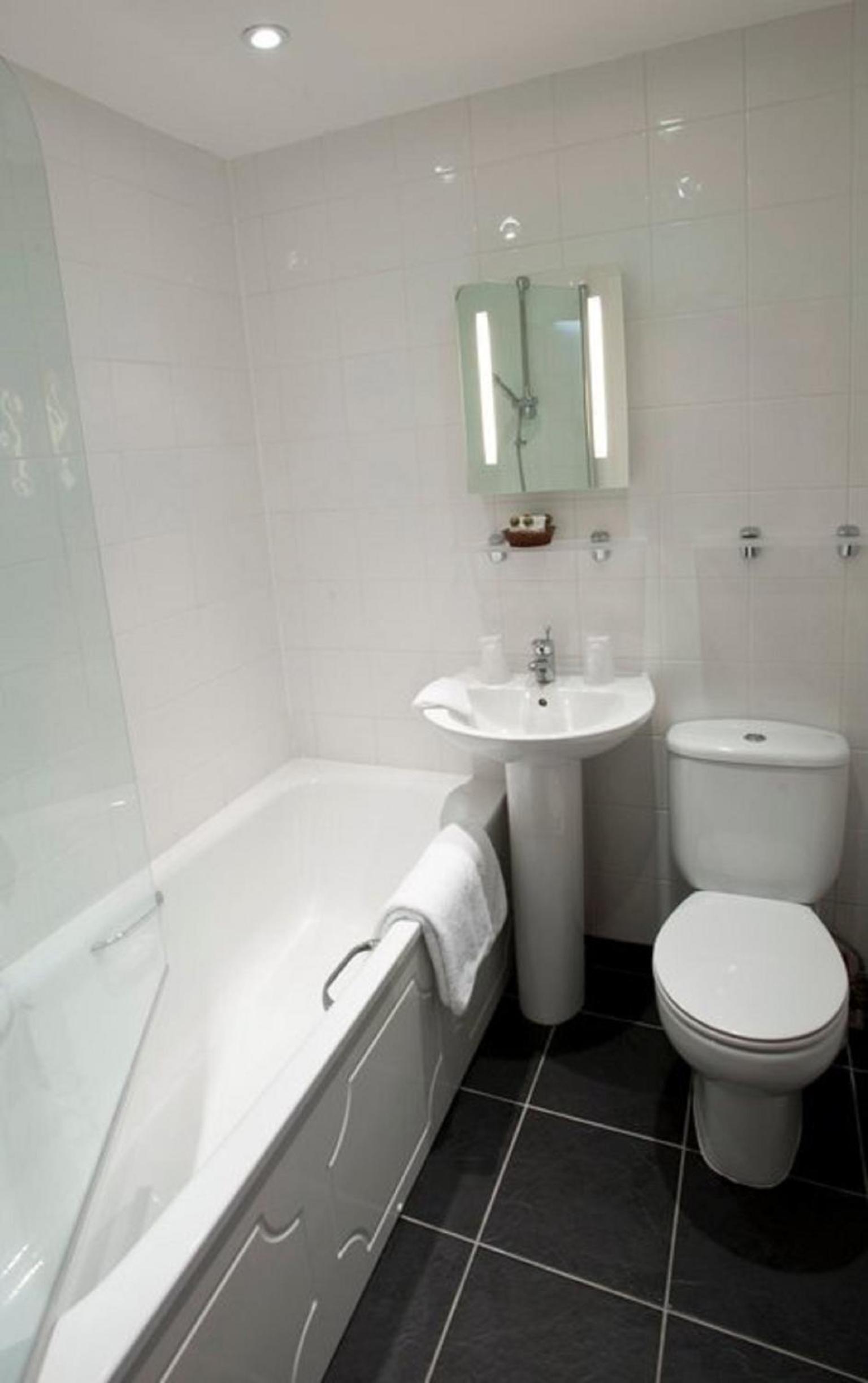 Double Room - No Dogs - Photo 5