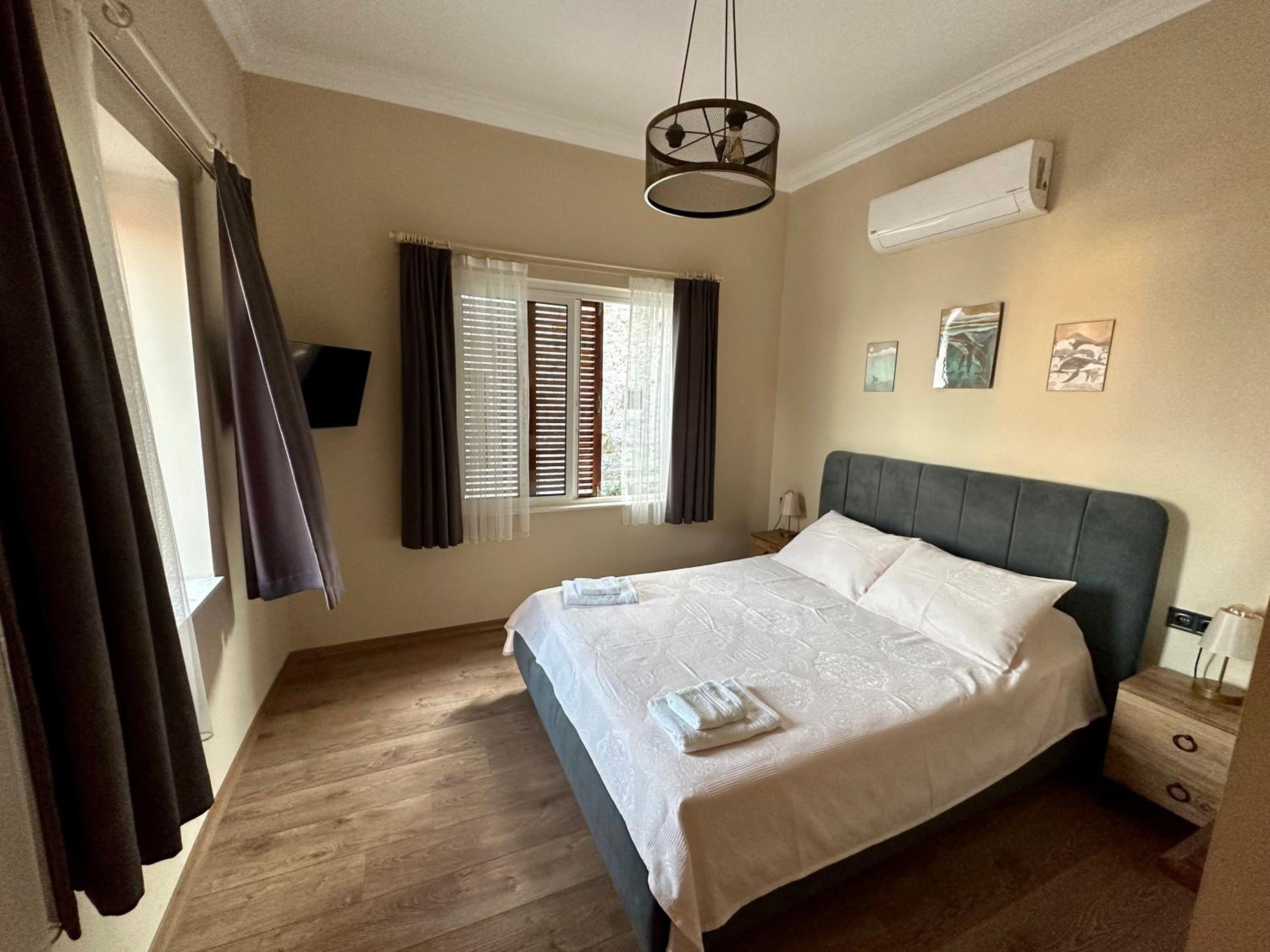 Double Room with Sea View - Photo 42