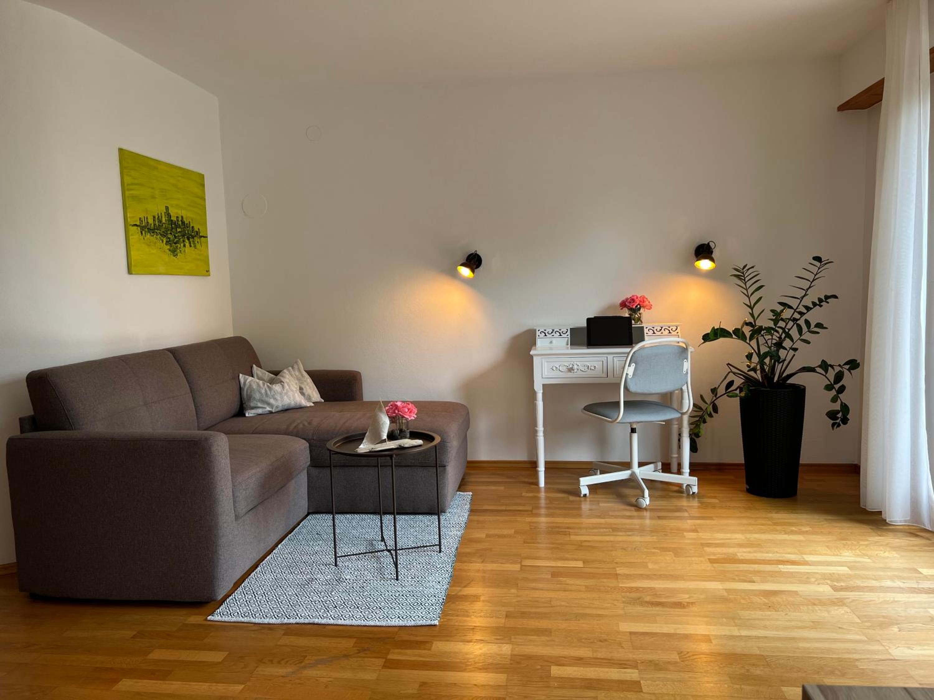 One-Bedroom Apartment