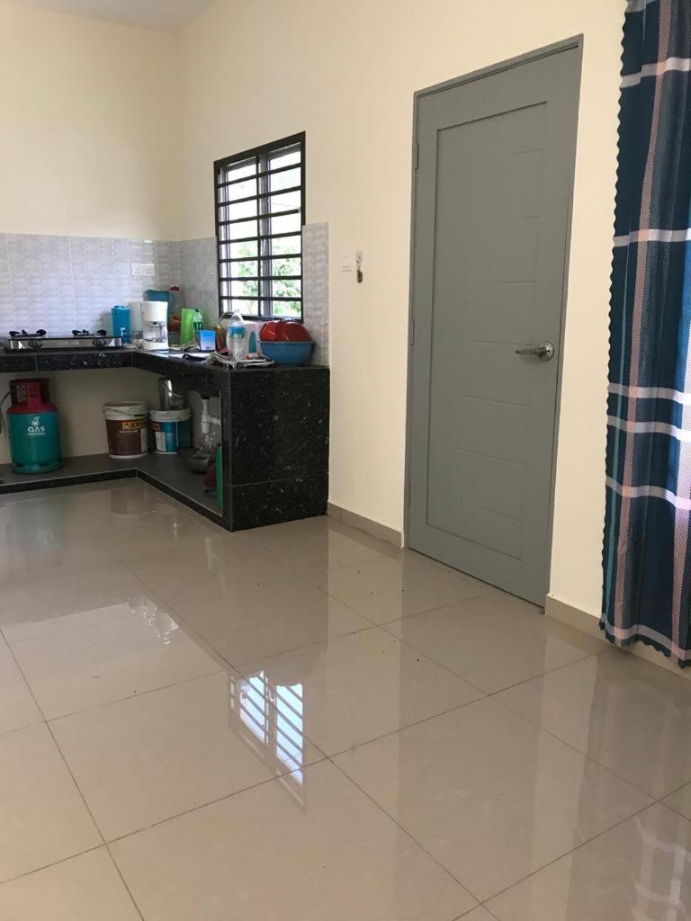 Three-Bedroom House photo 2