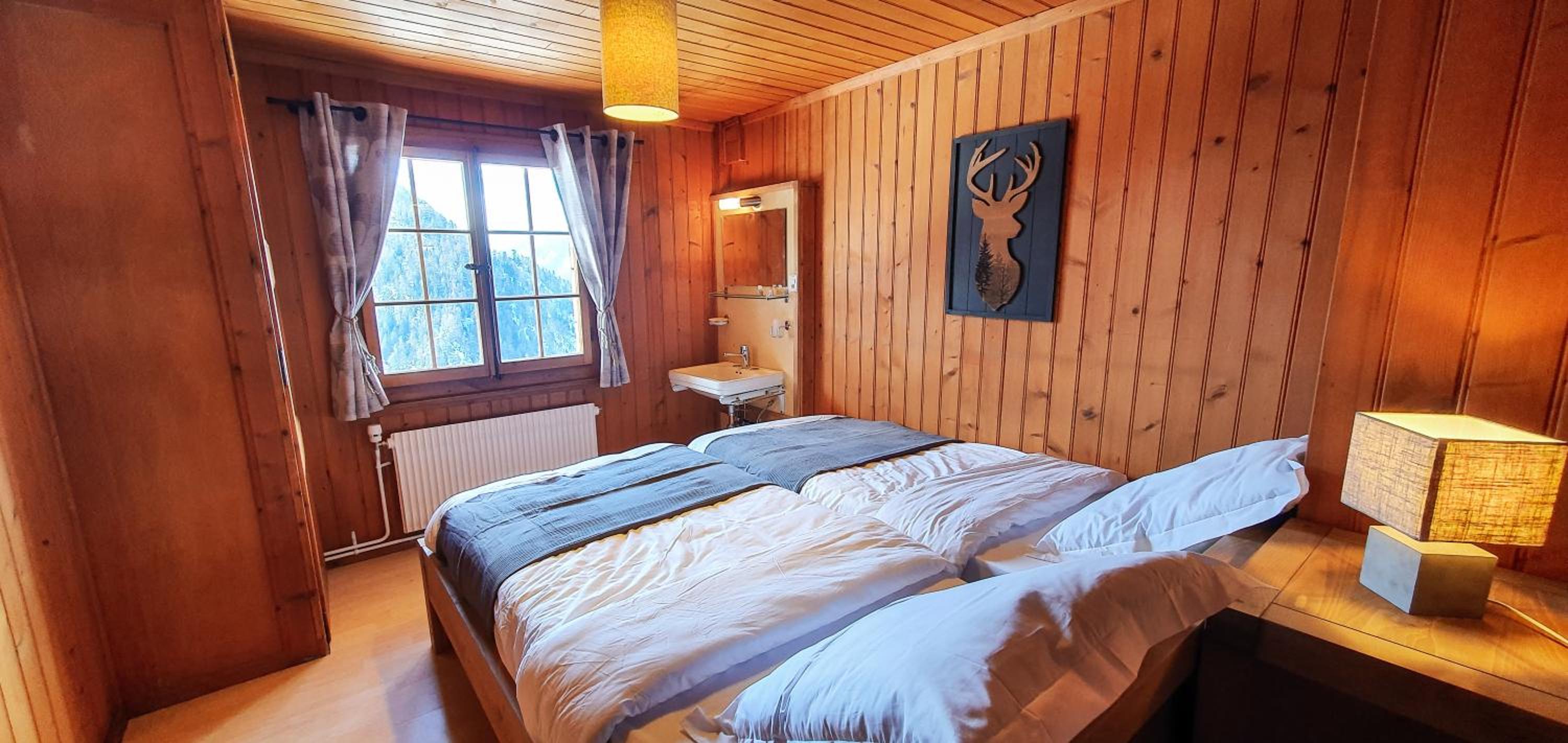 Twin Room with Mountain View
