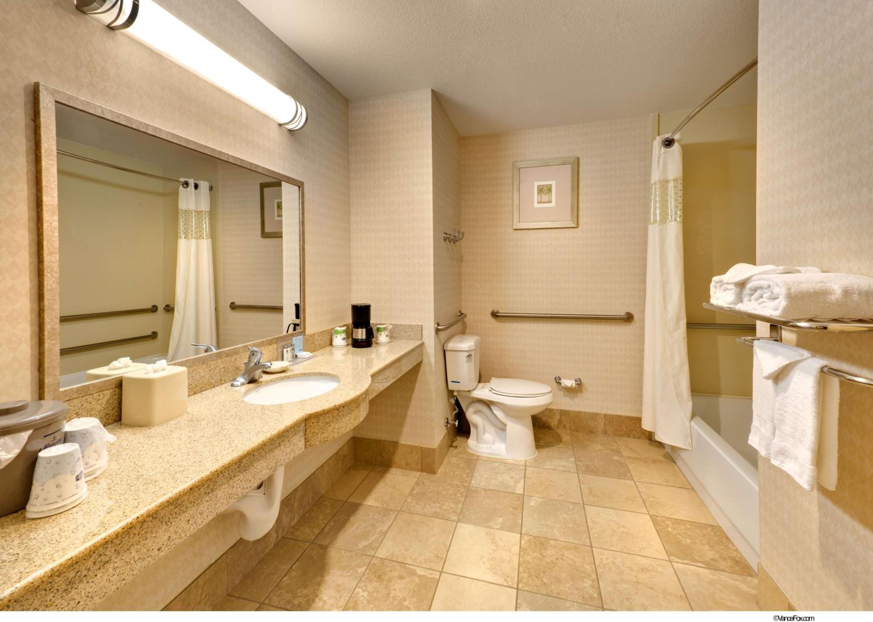 King Room - Mobility Access/Non-Smoking - Photo 2