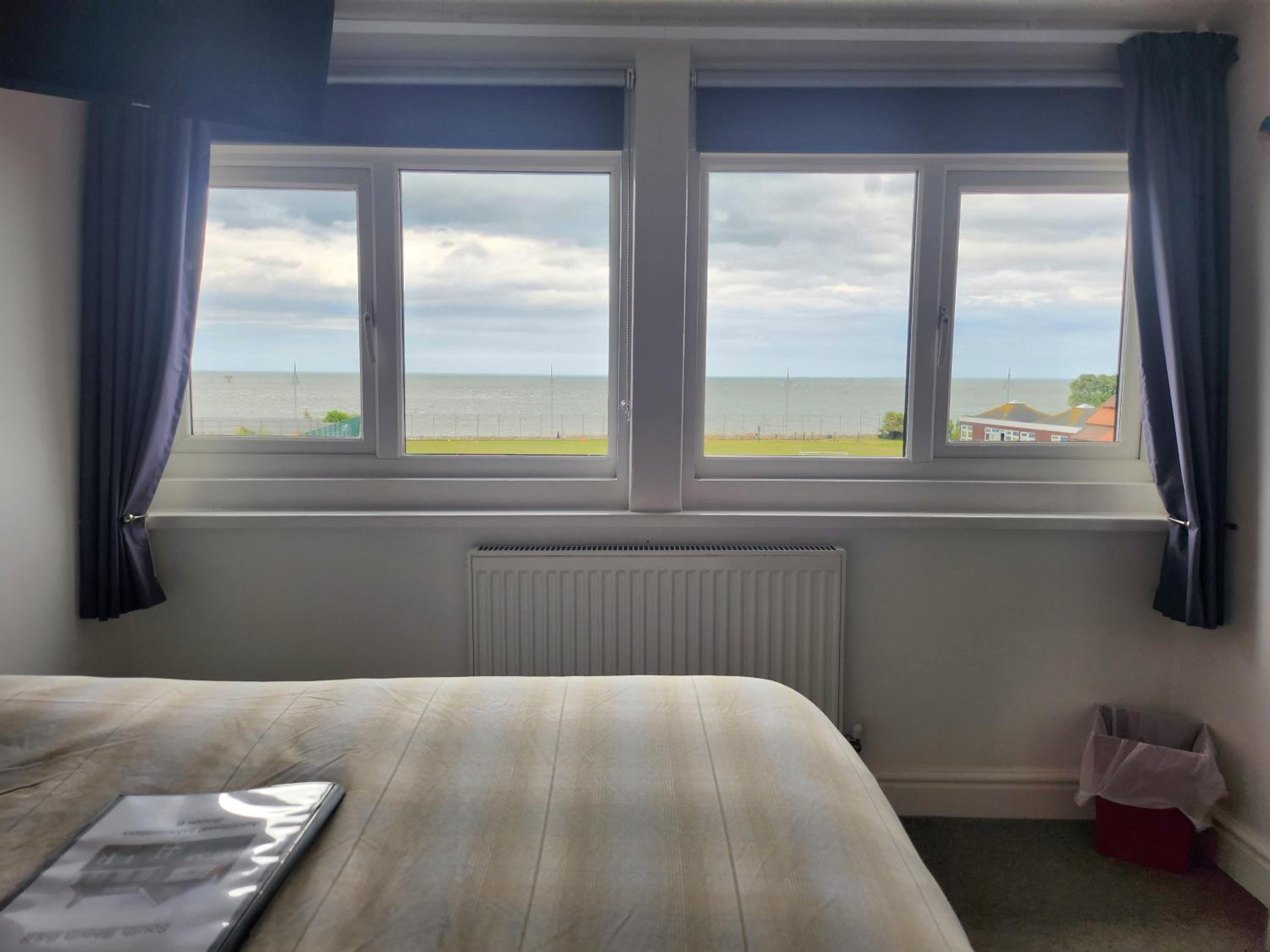 Double Room with Sea View photo 3
