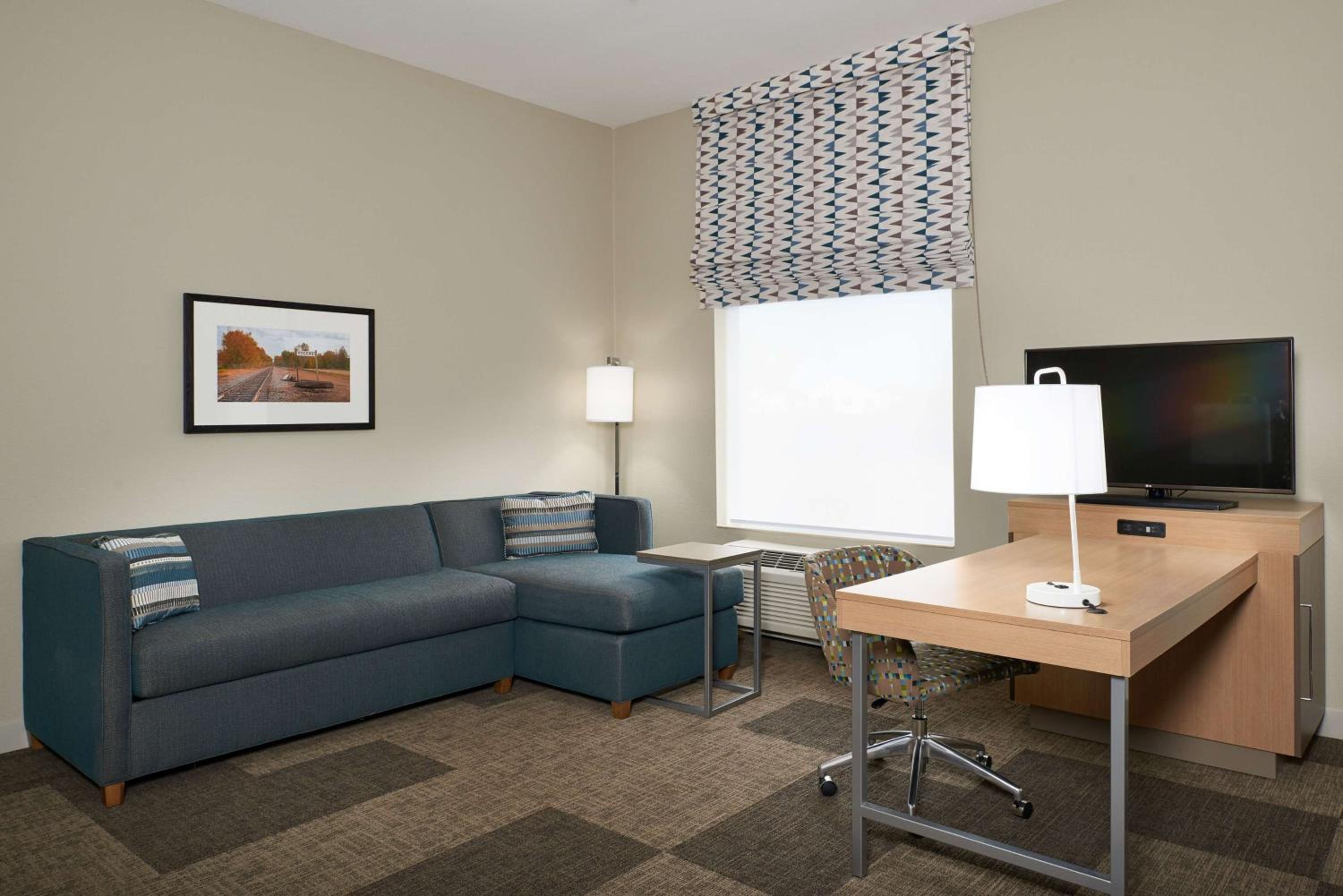 Studio Suite with Two Queen Beds and Sofa Bed - Non-Smoking - Photo 1