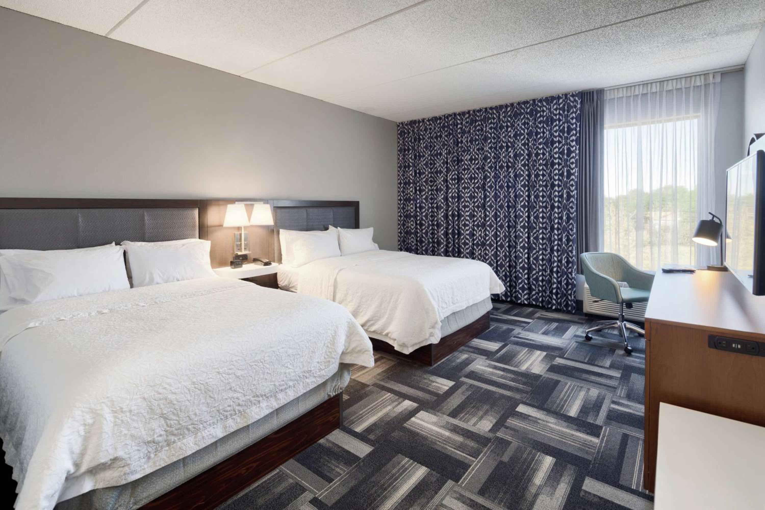 Superior Queen Room with Two Queen Beds - Non-Smoking - Photo 1