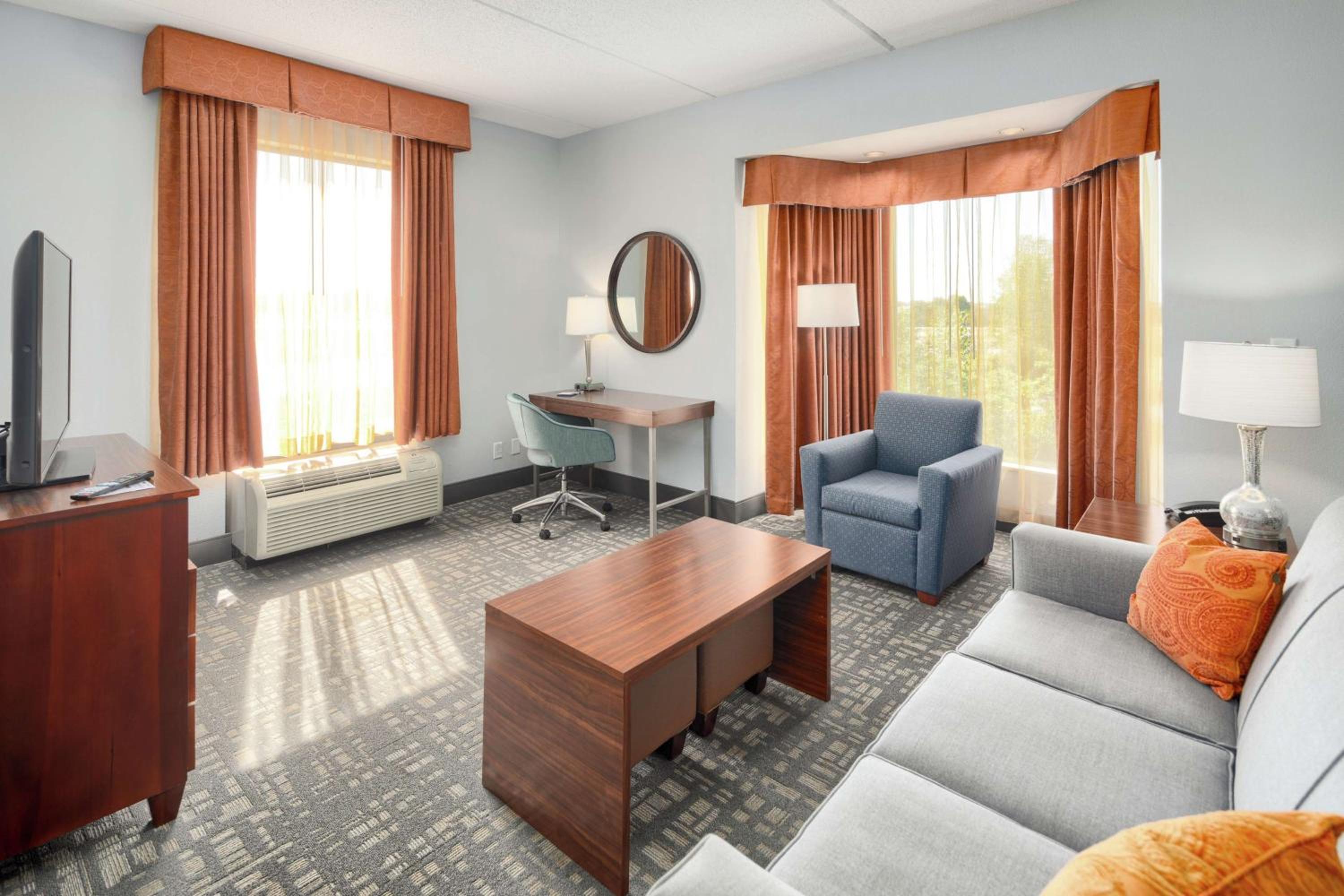 Non-Smoking King Suite