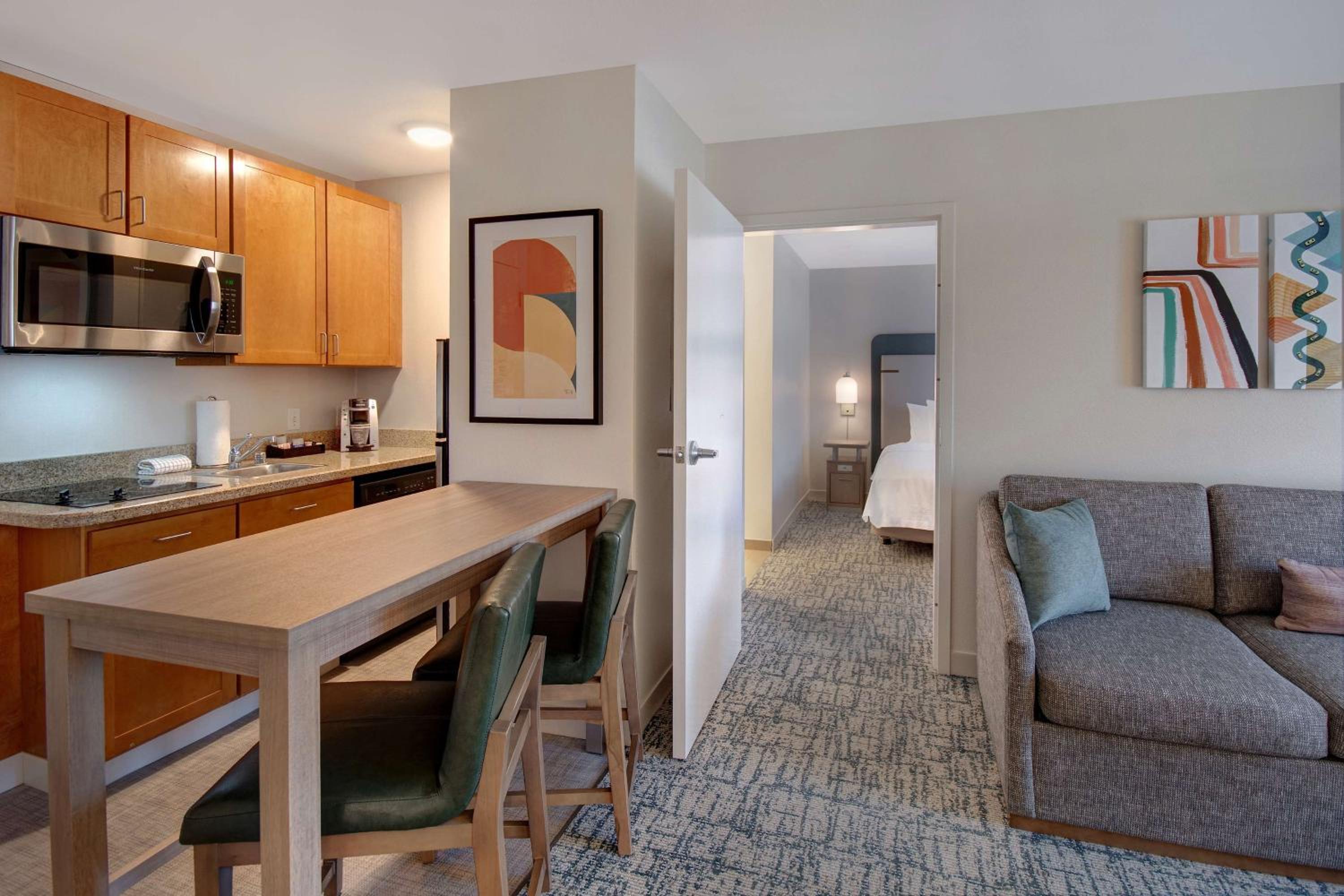 One-Bedroom King Suite - Non-Smoking - Photo 1