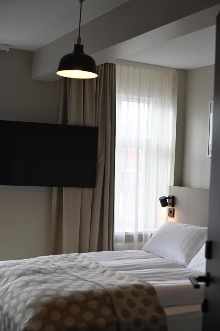 Small Double Room - Photo 1